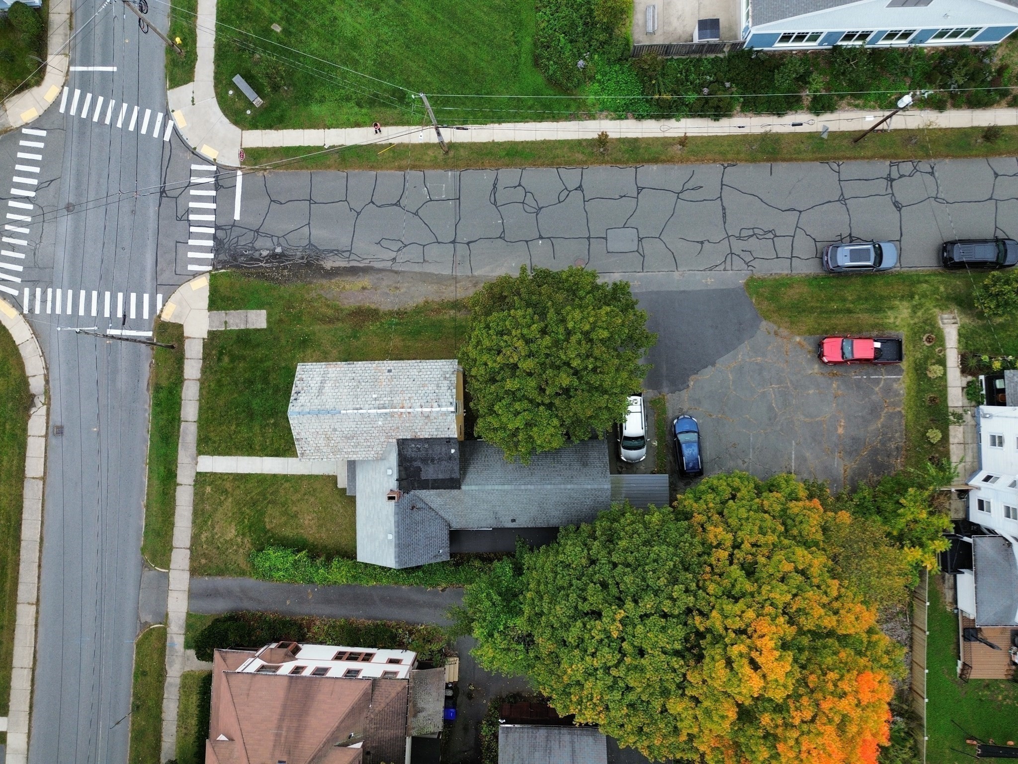 main property photo 28