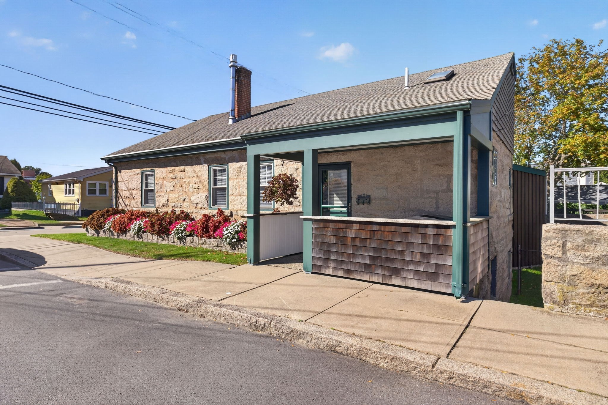 main property photo 2