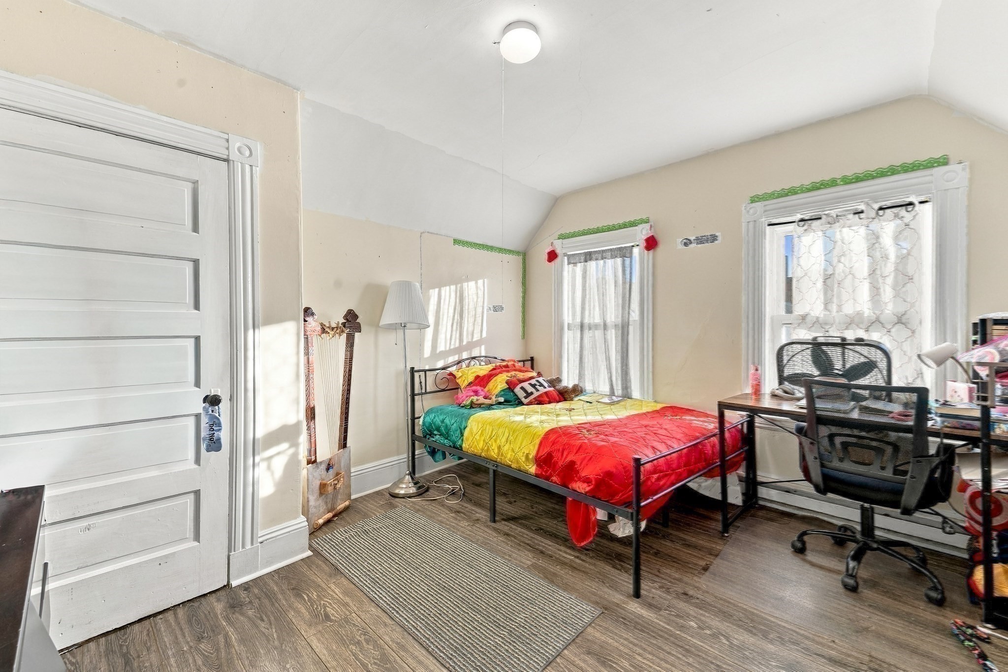 main property photo 20