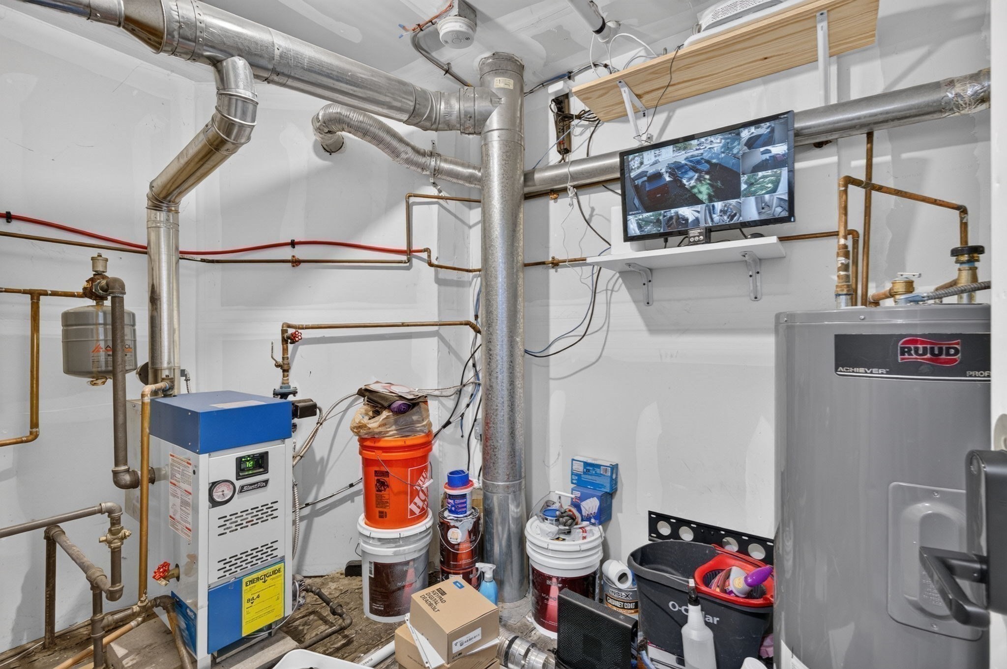 main property photo 35