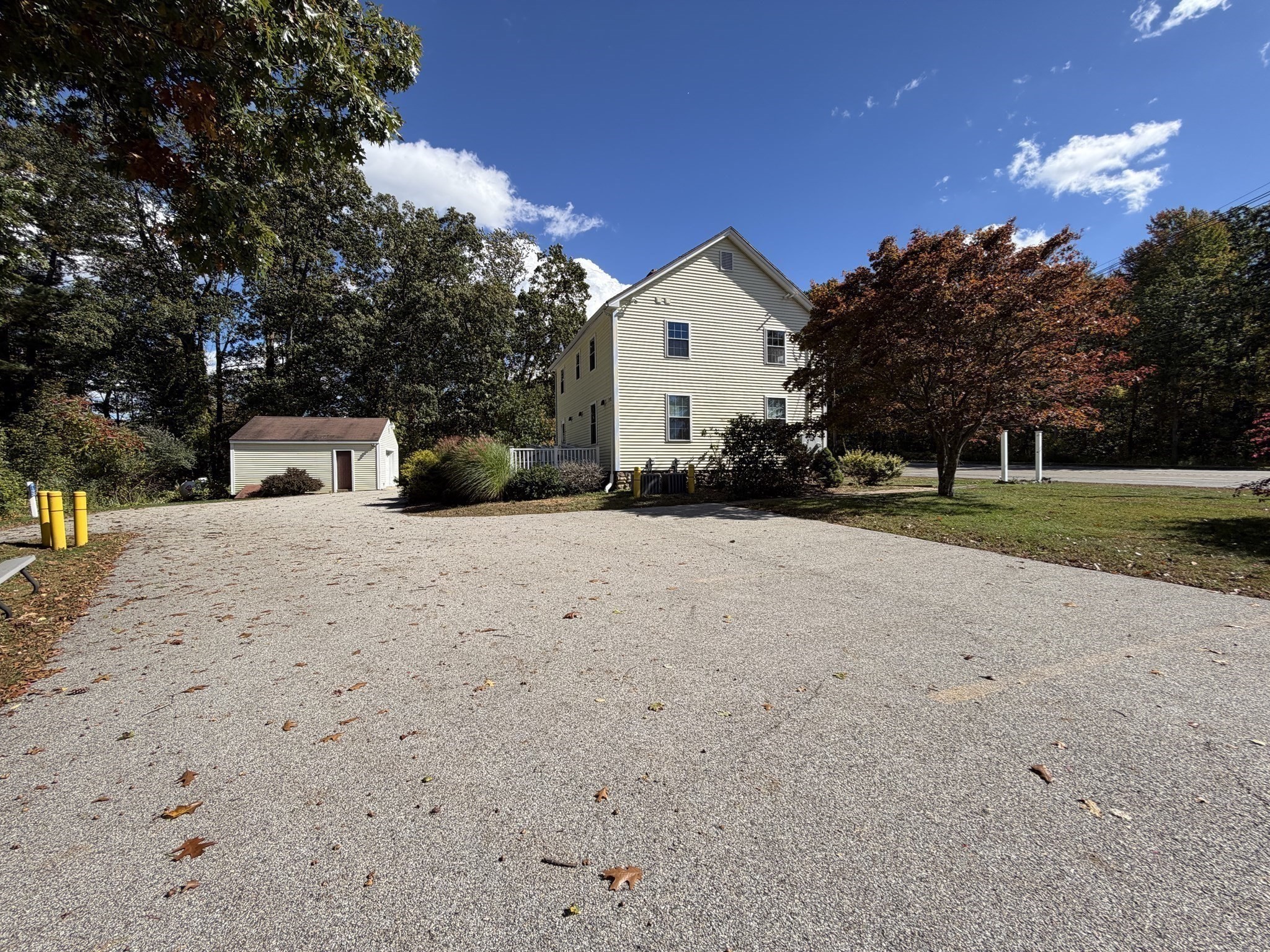 main property photo 33