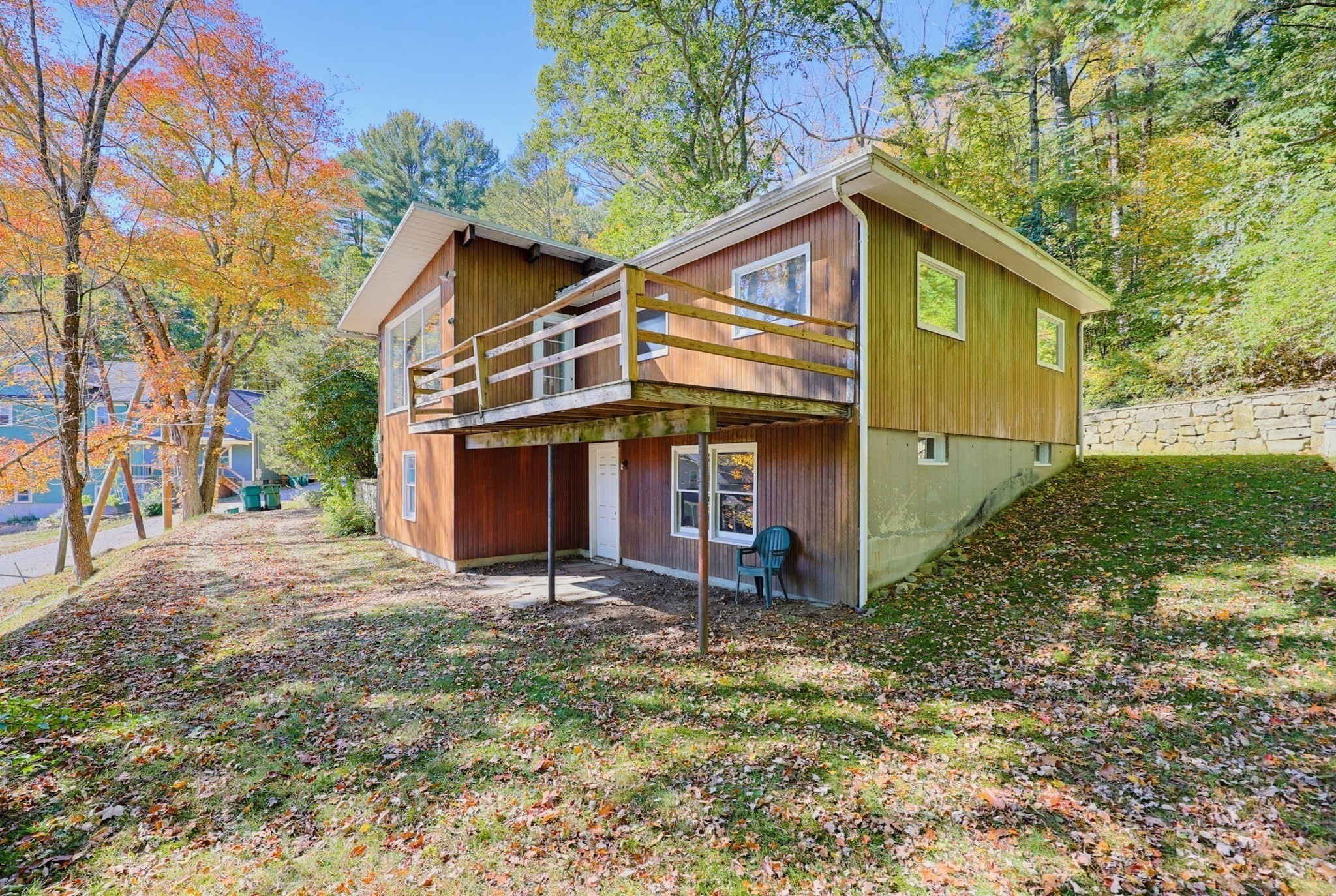 main property photo 31
