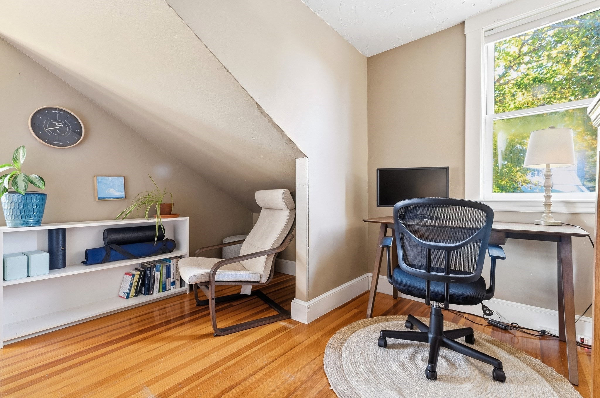 main property photo 20