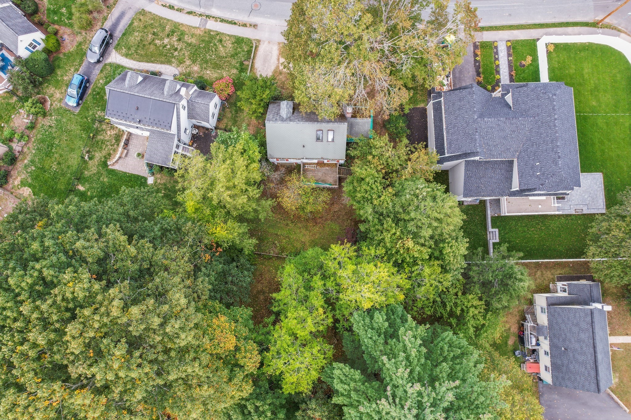 main property photo 14