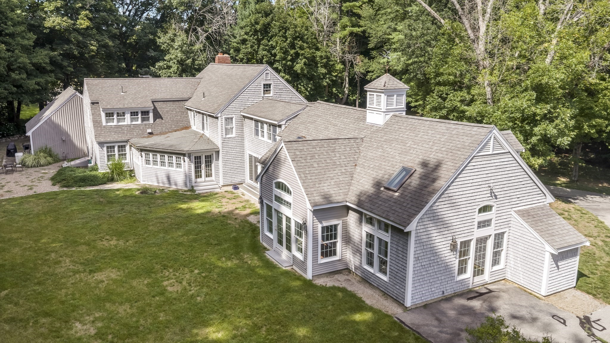main property photo 36