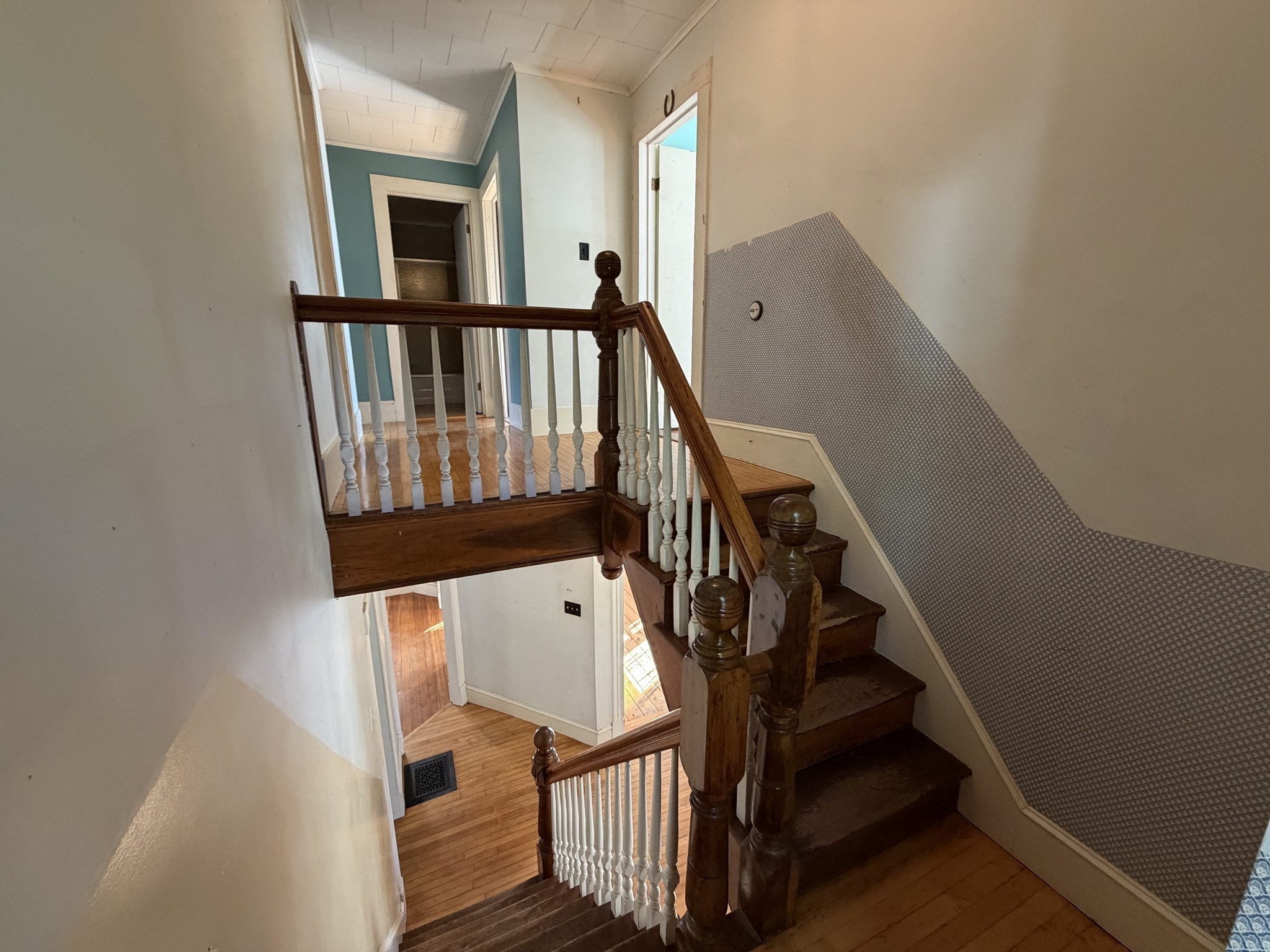 main property photo 13