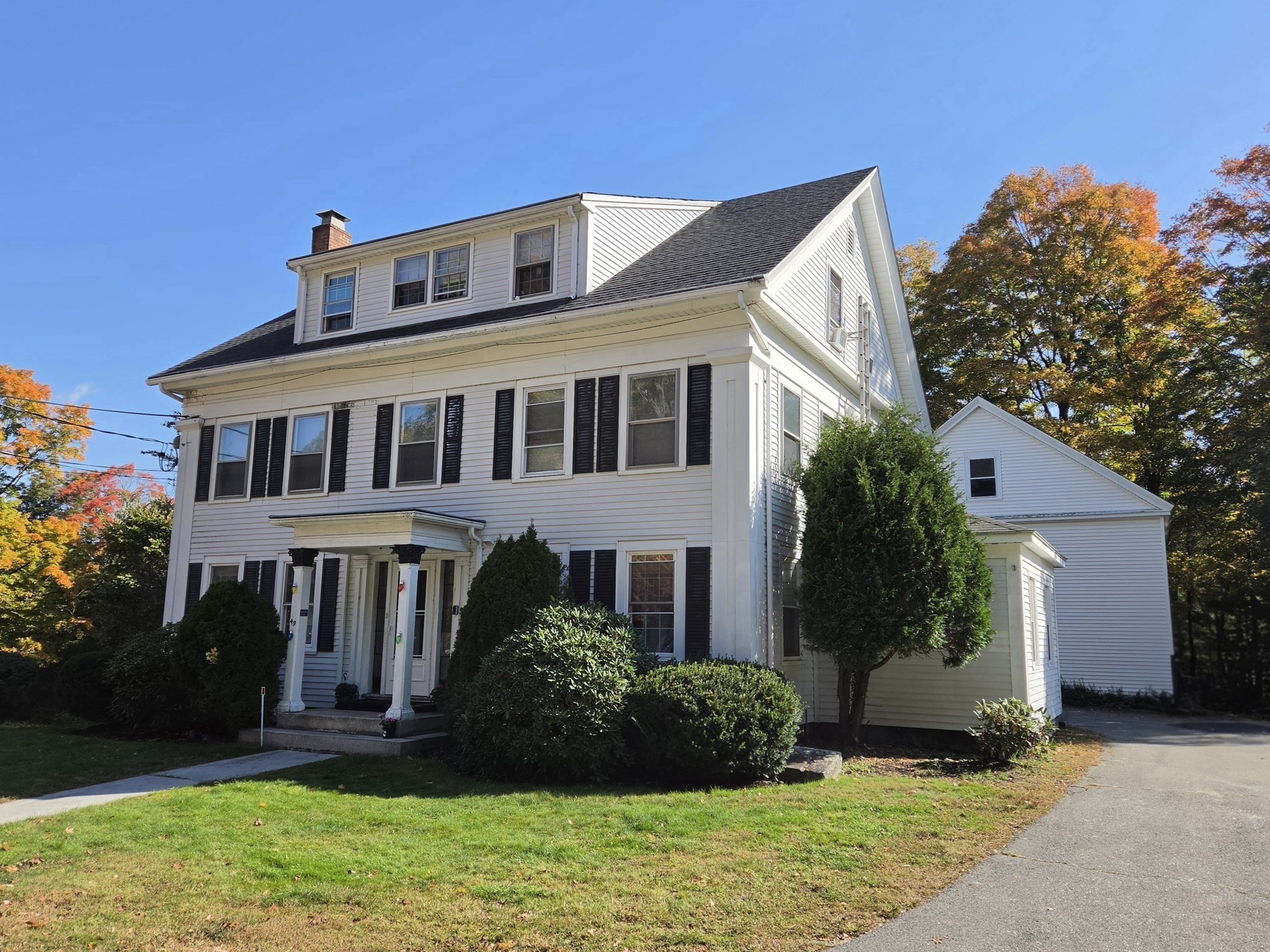main property photo 19