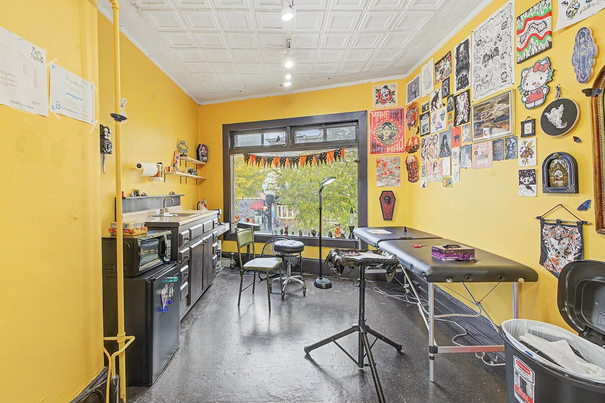 main property photo 9