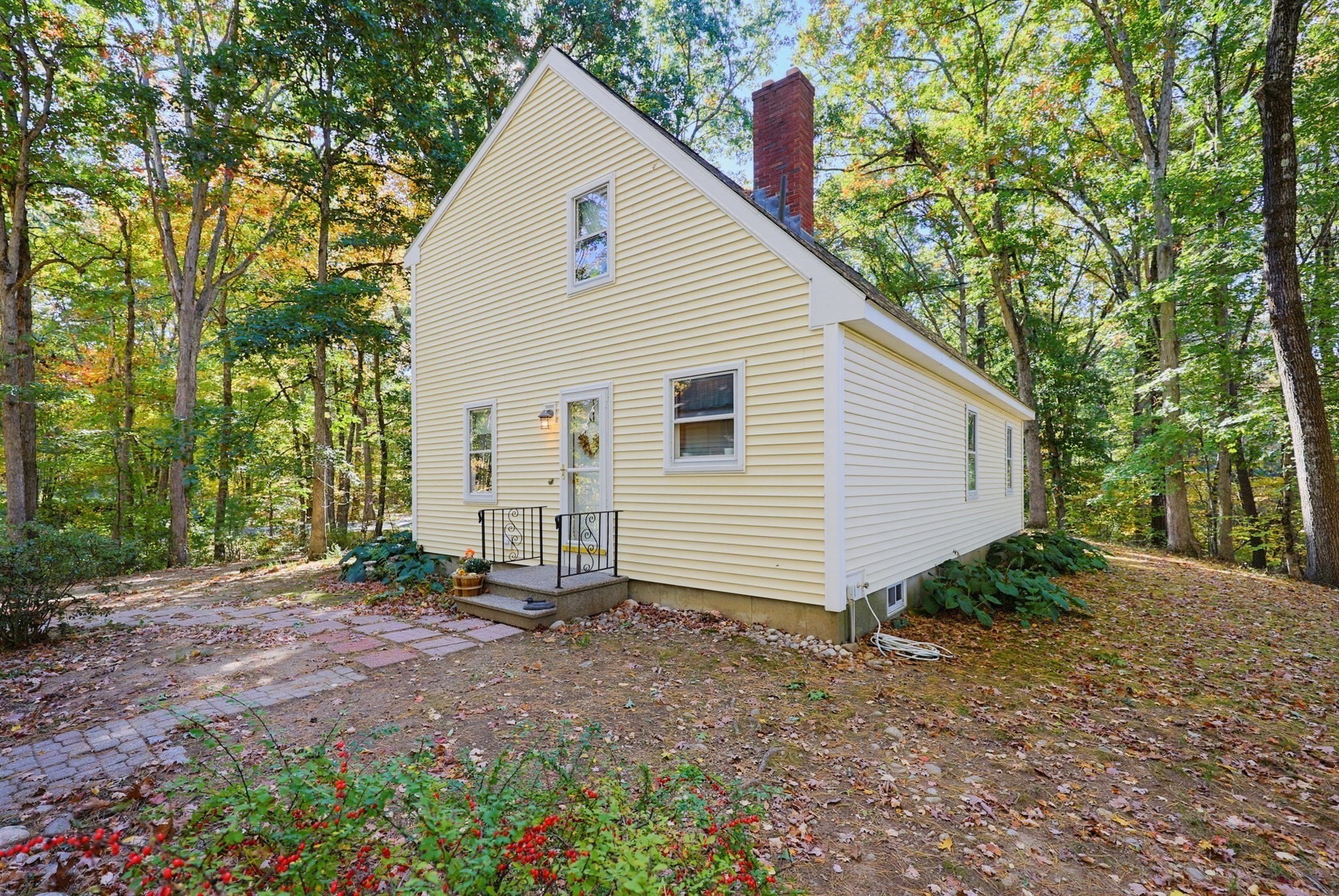 main property photo 27