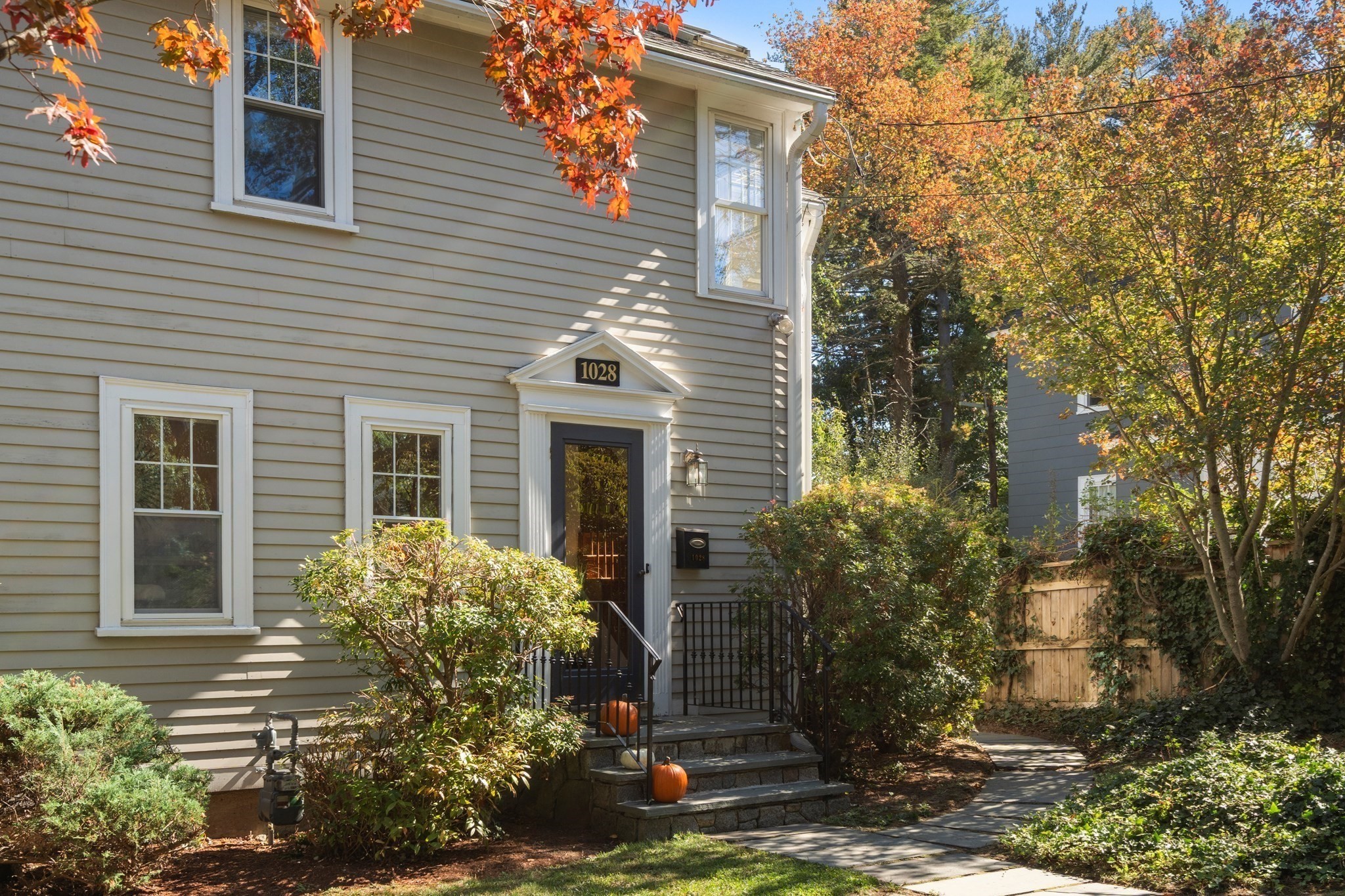 main property photo 23