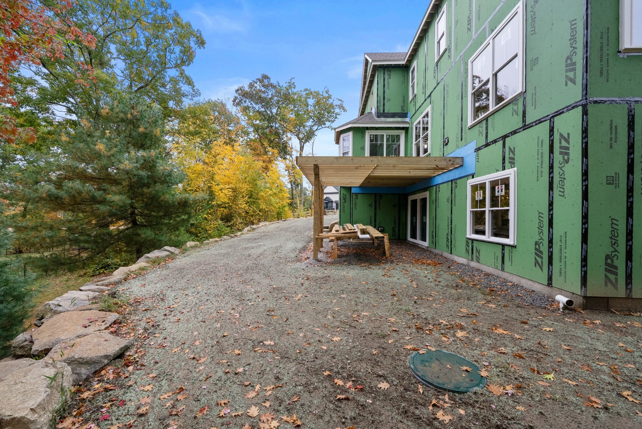 main property photo 27