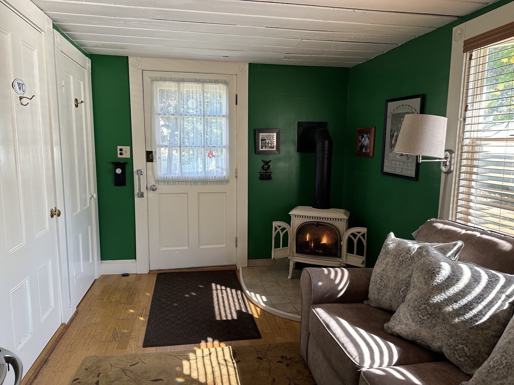 main property photo 10