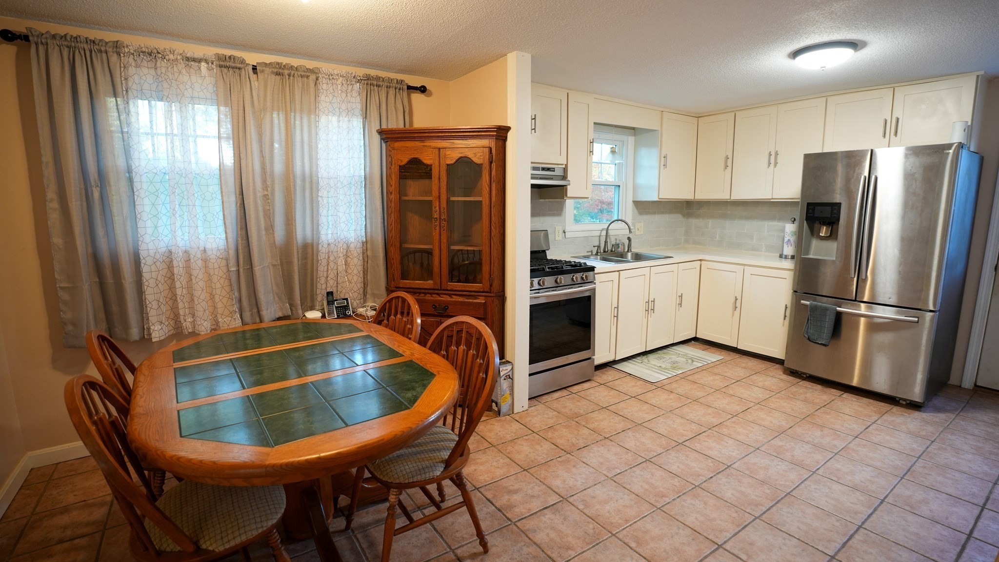 main property photo 13
