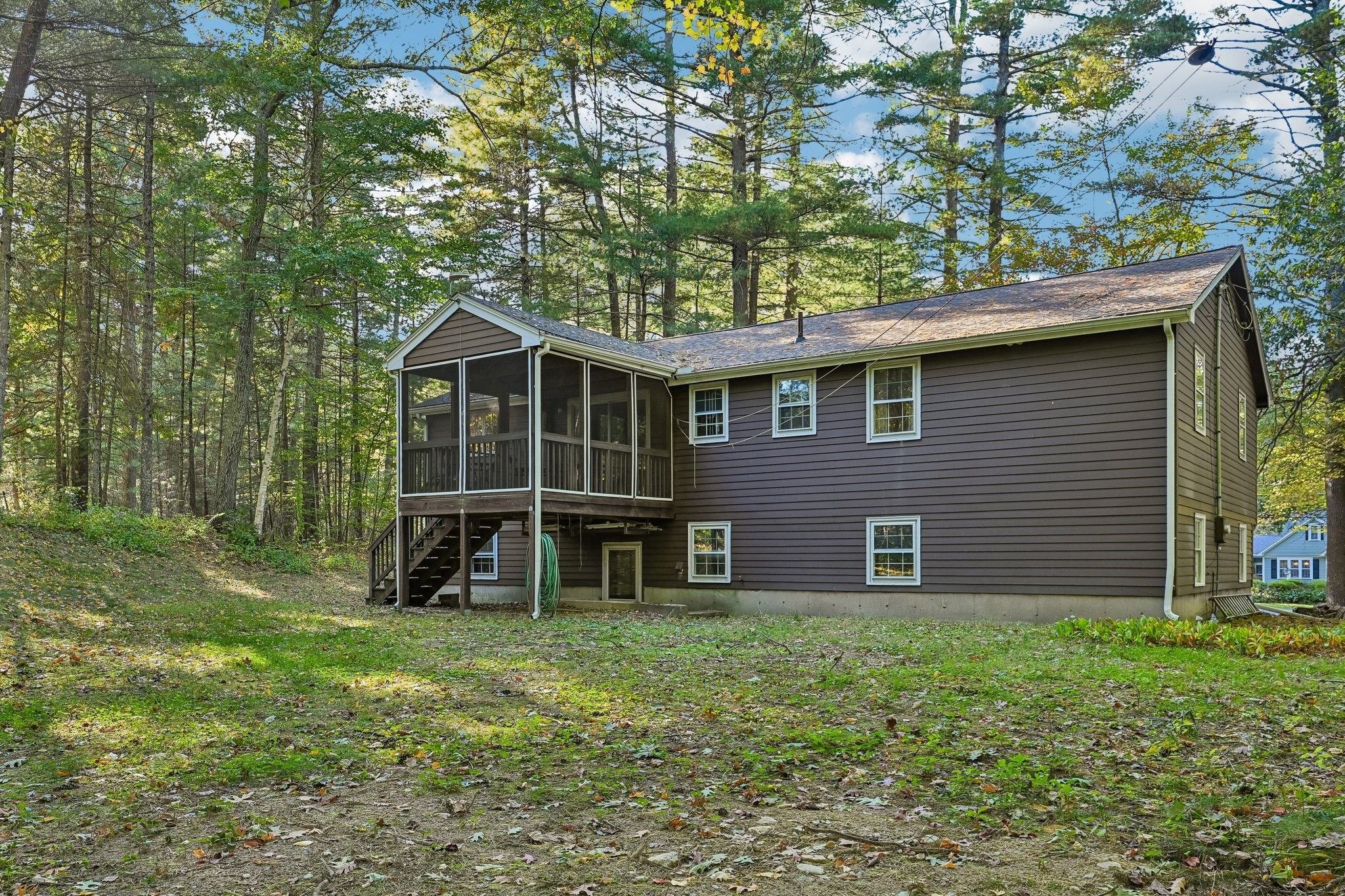 main property photo 35