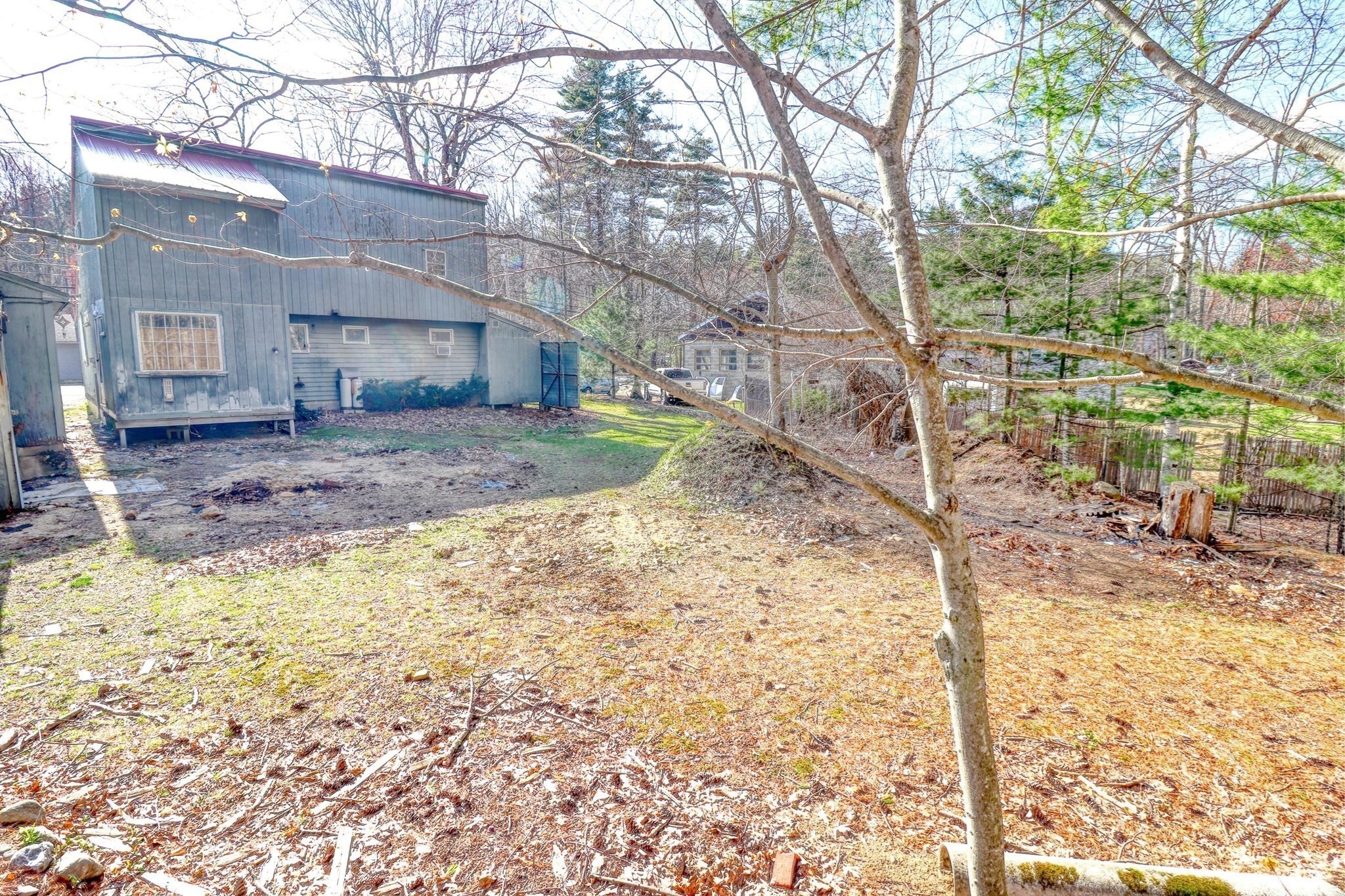 main property photo 34