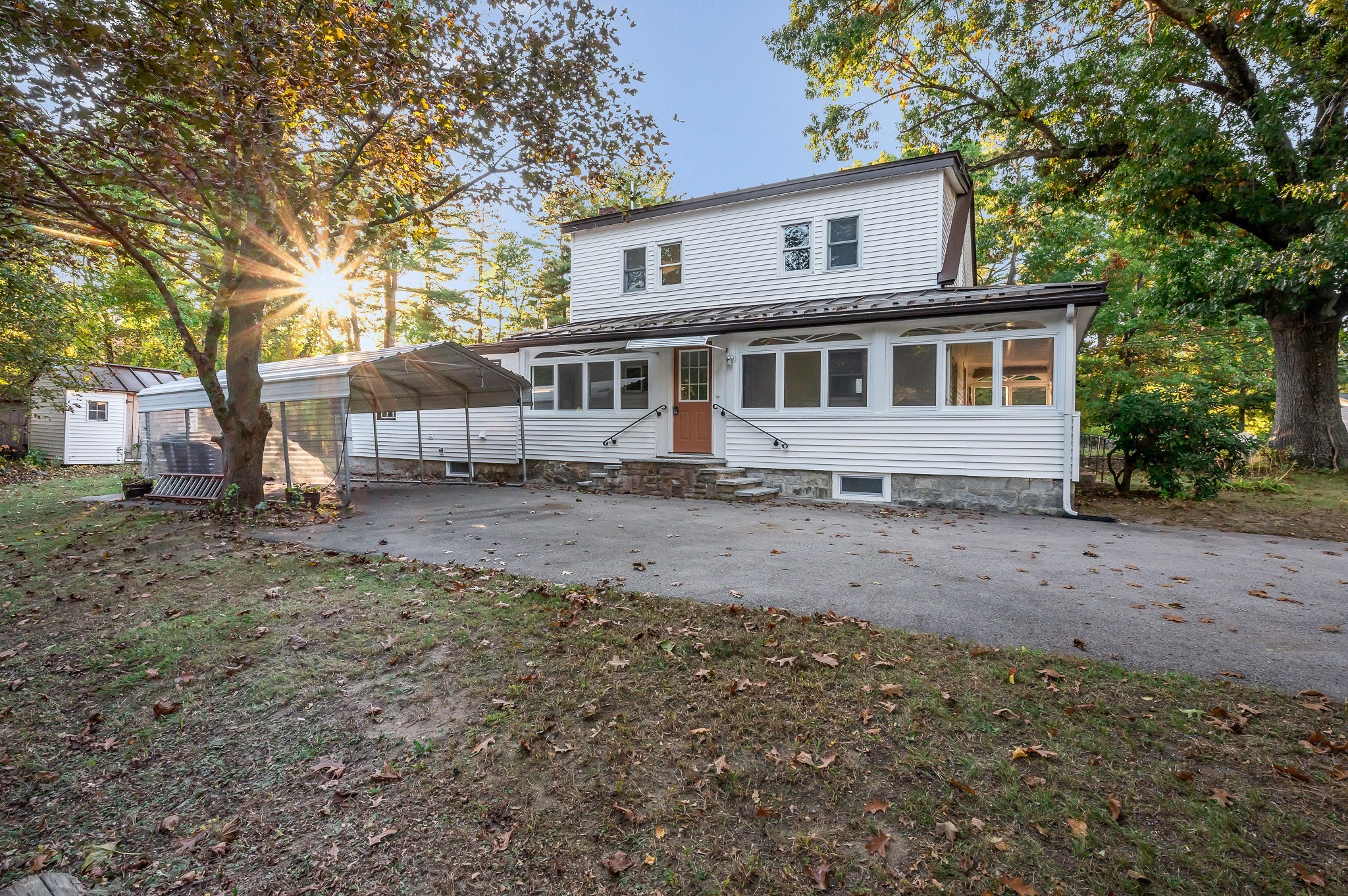 main property photo 23