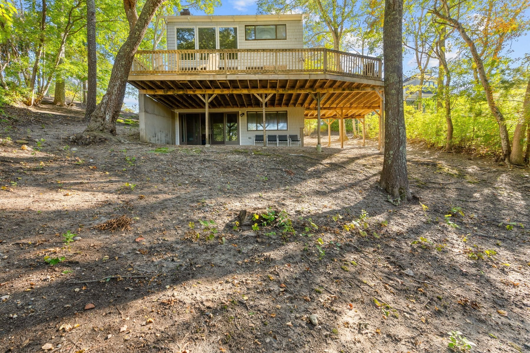main property photo 40