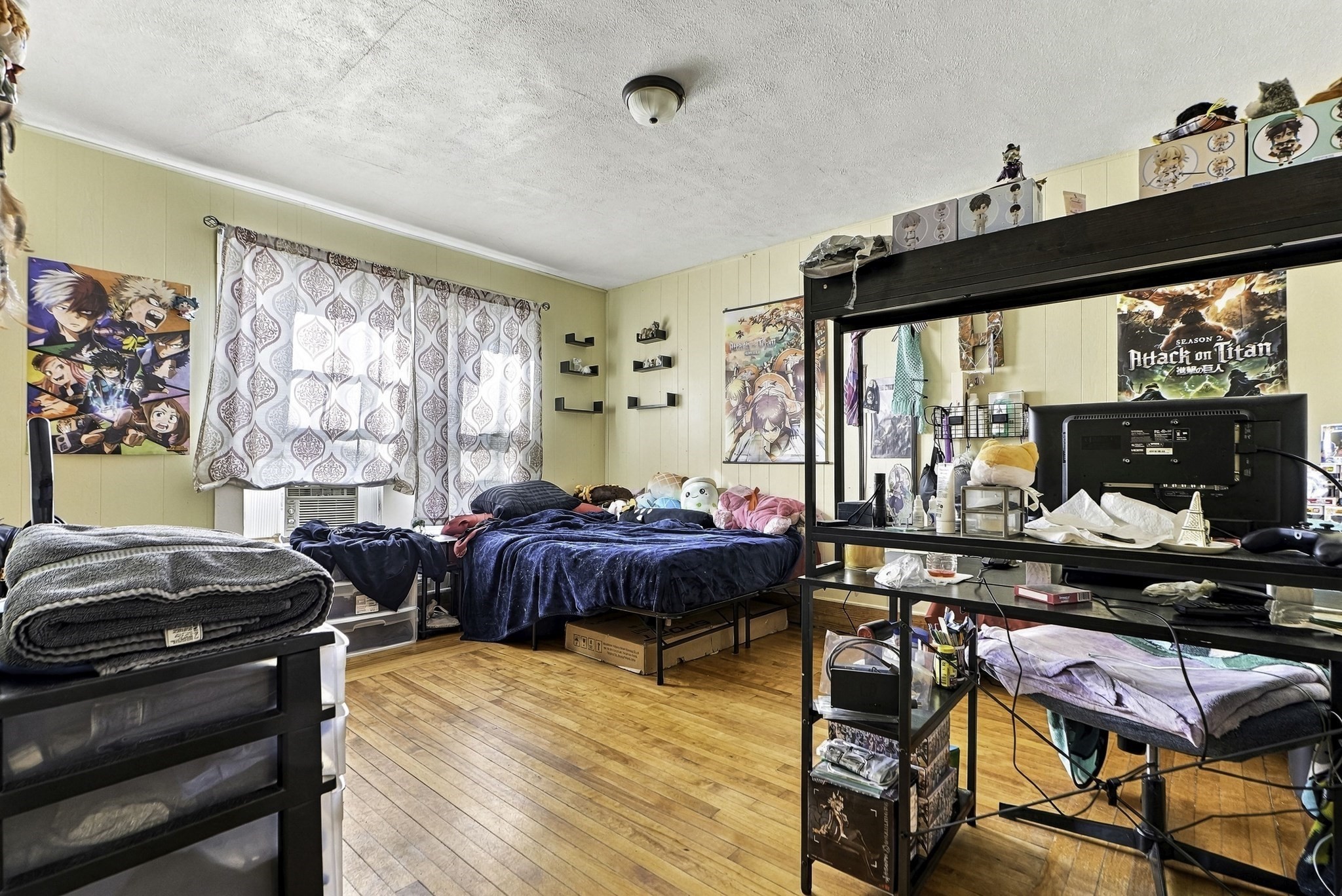 main property photo 25