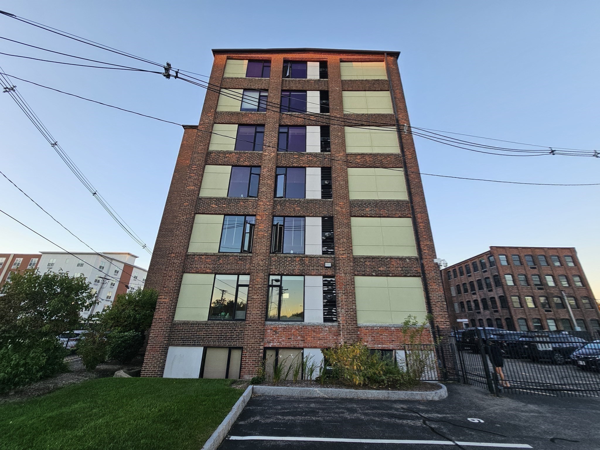 main property photo 24