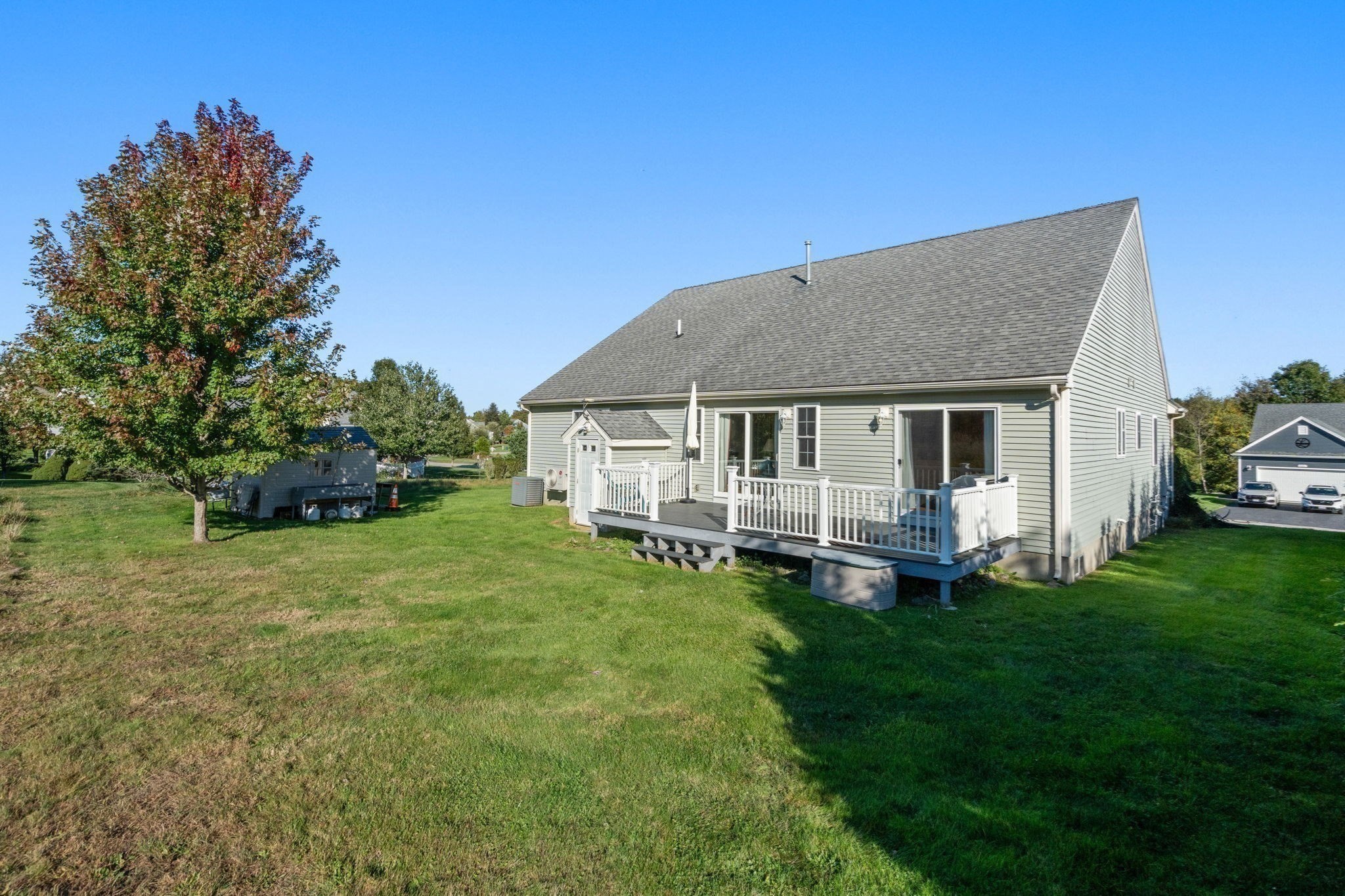 main property photo 34