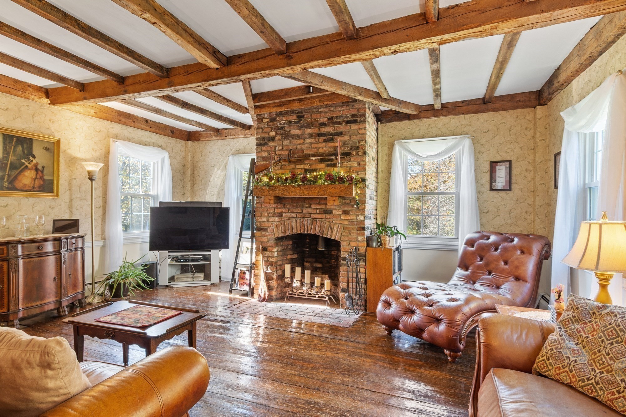 main property photo 17