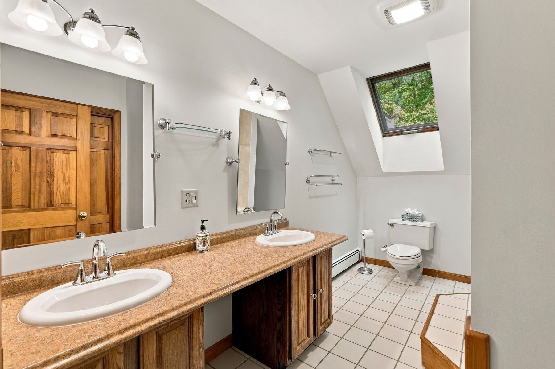 main property photo 24