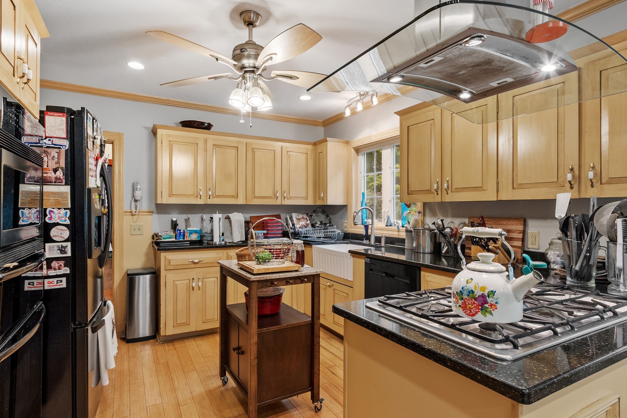 main property photo 13