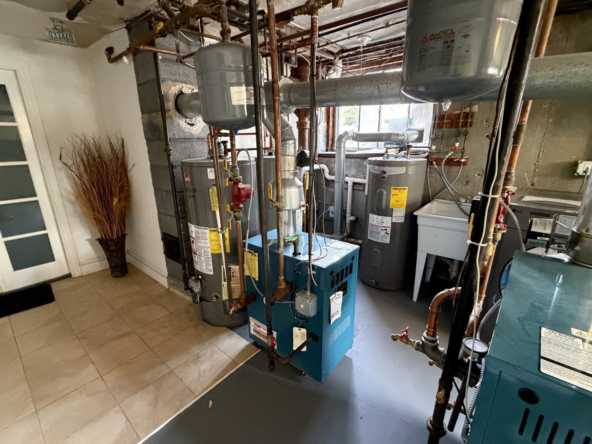 main property photo 16