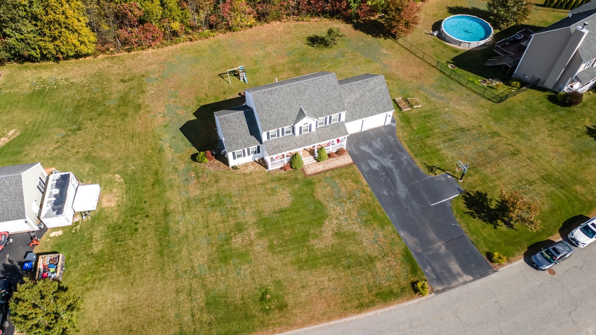 main property photo 40
