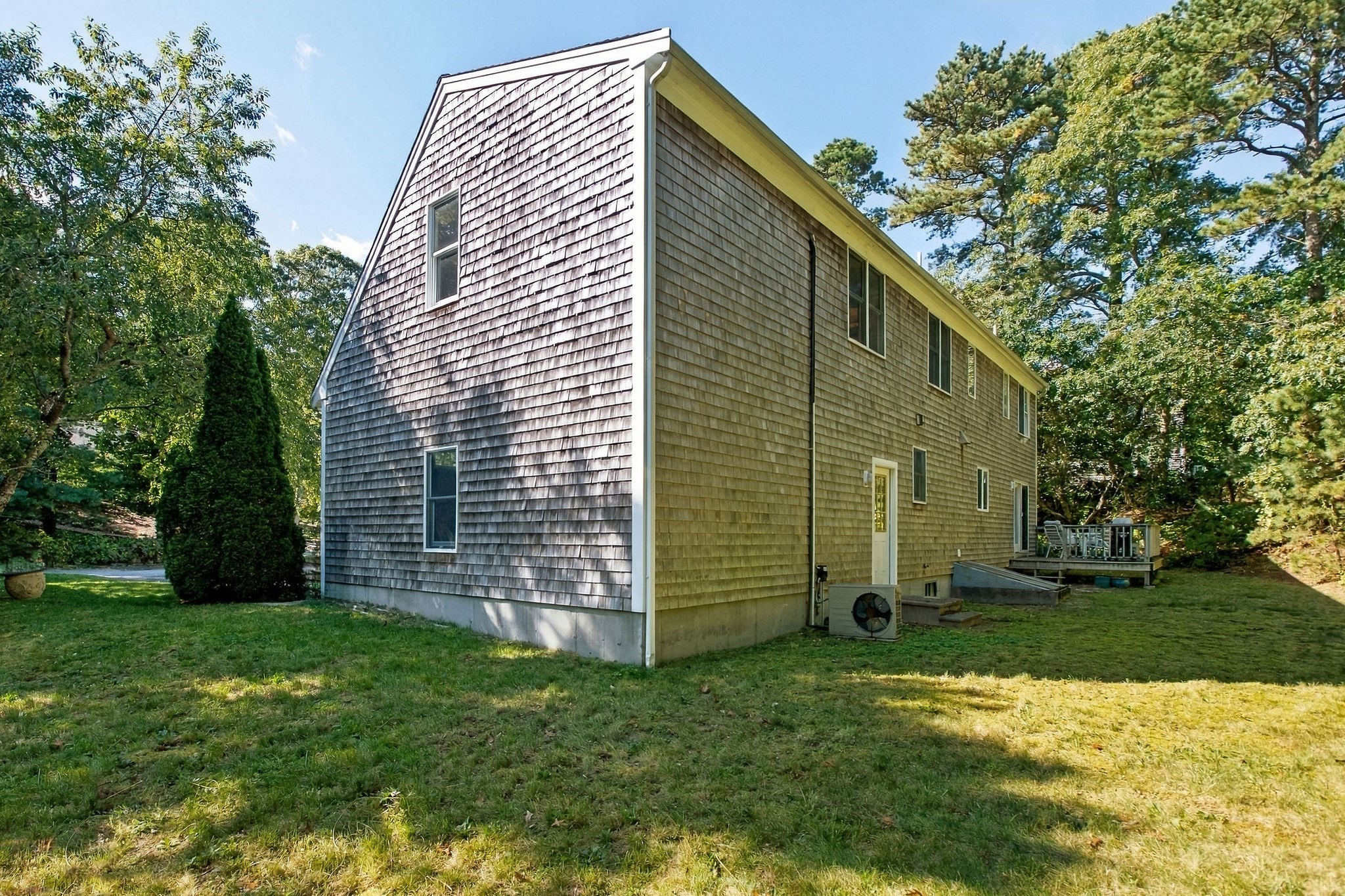 main property photo 41