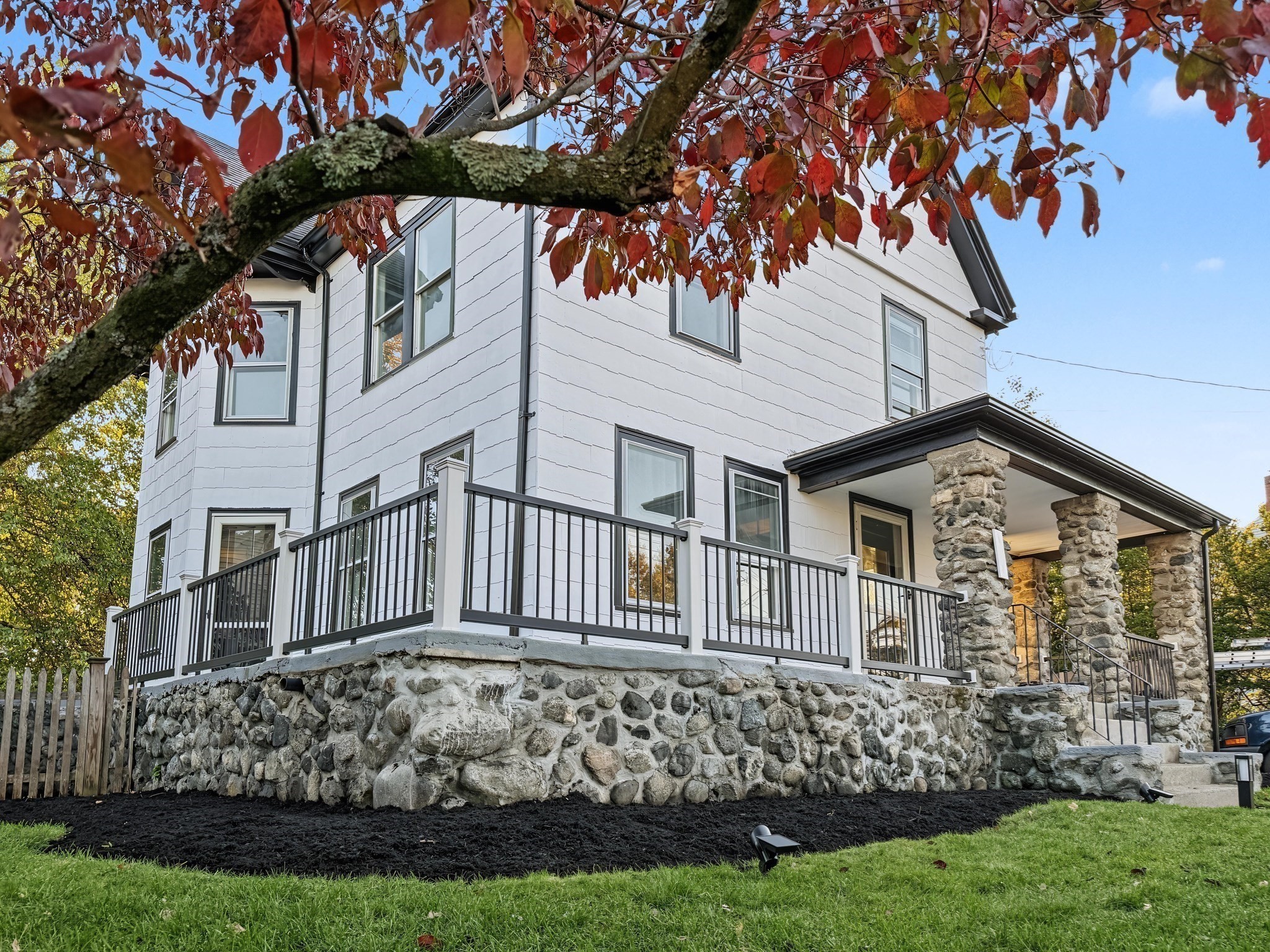 main property photo 33