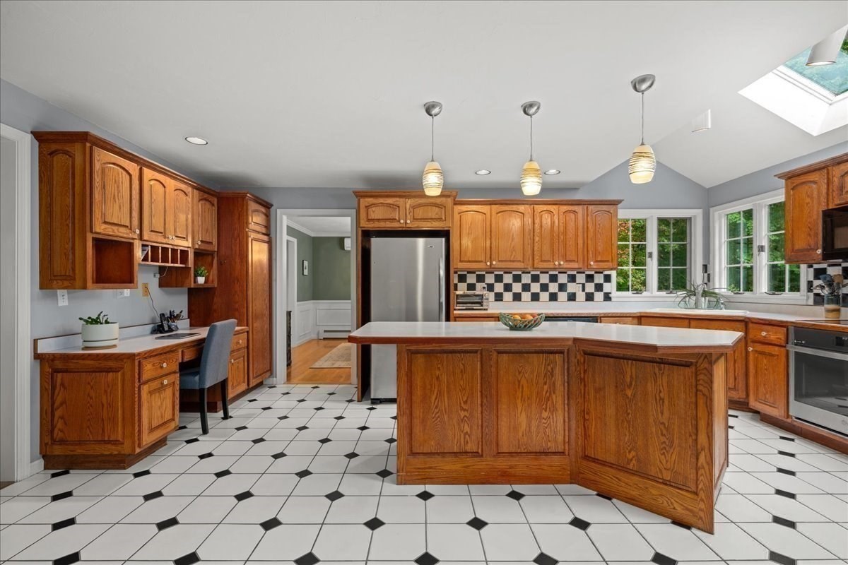 main property photo 9