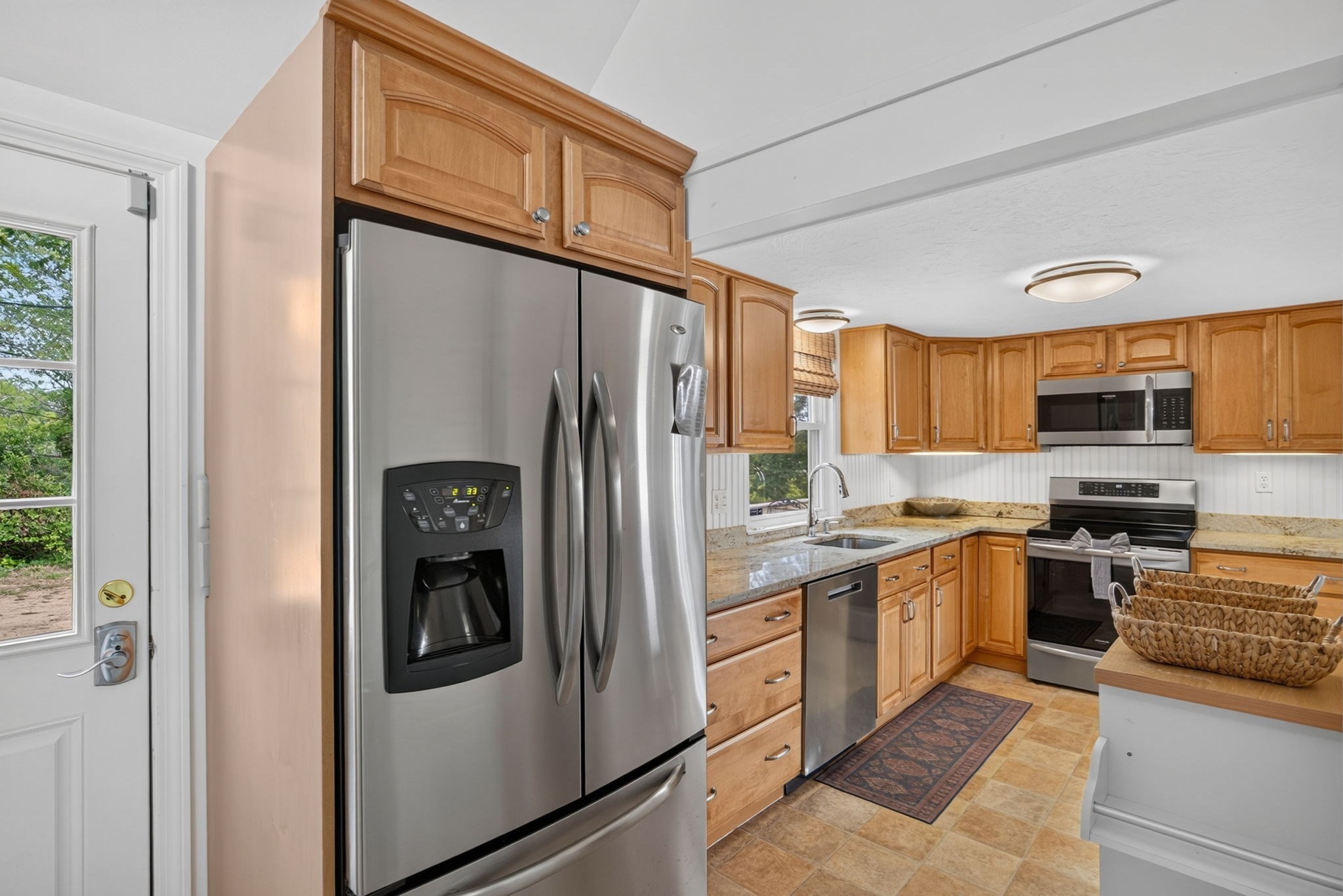 main property photo 11