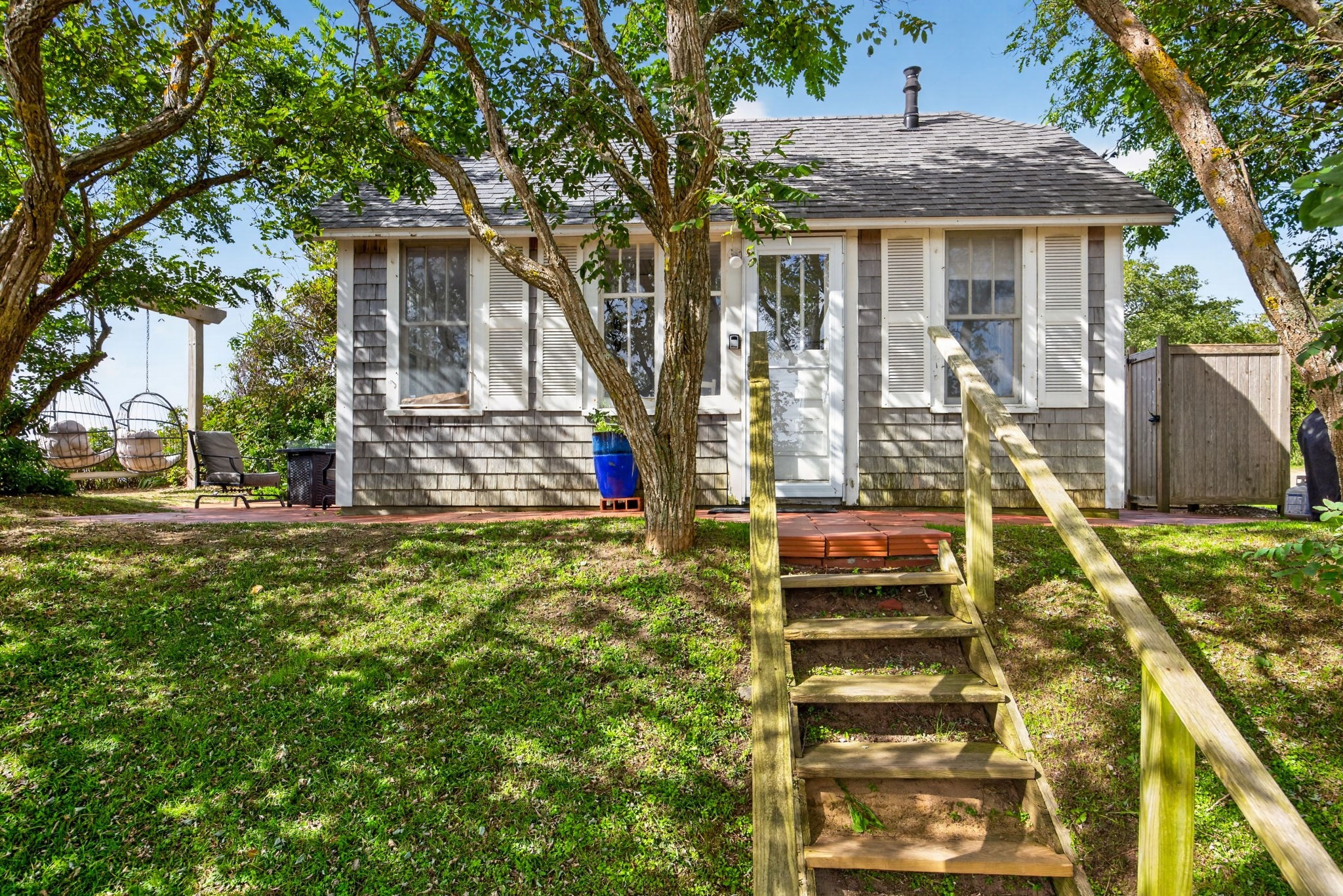 main property photo 22