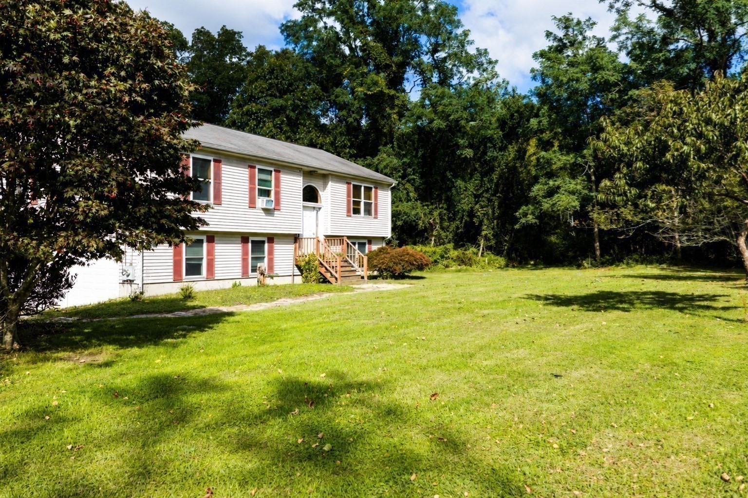 main property photo 31
