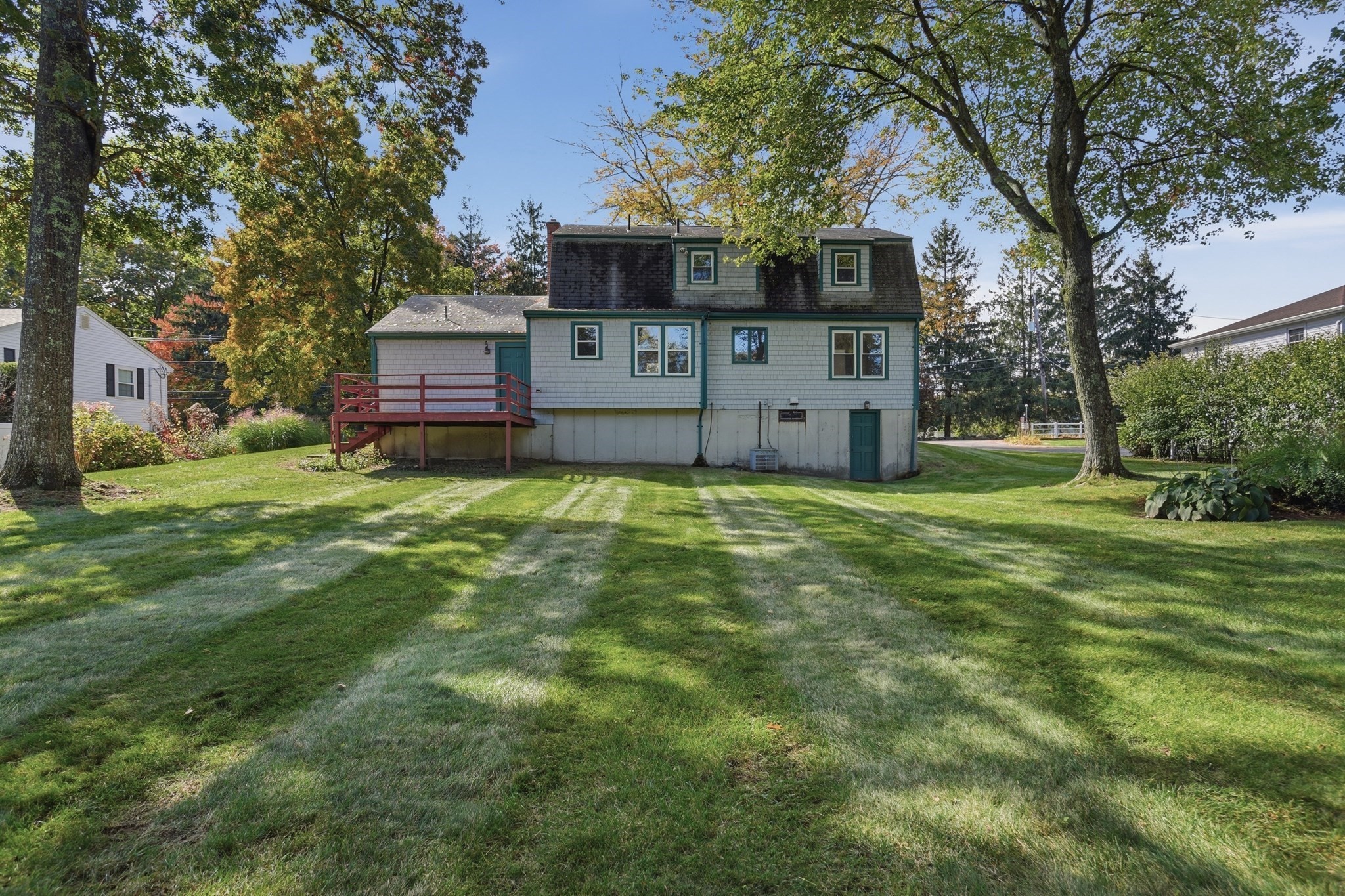 main property photo 31