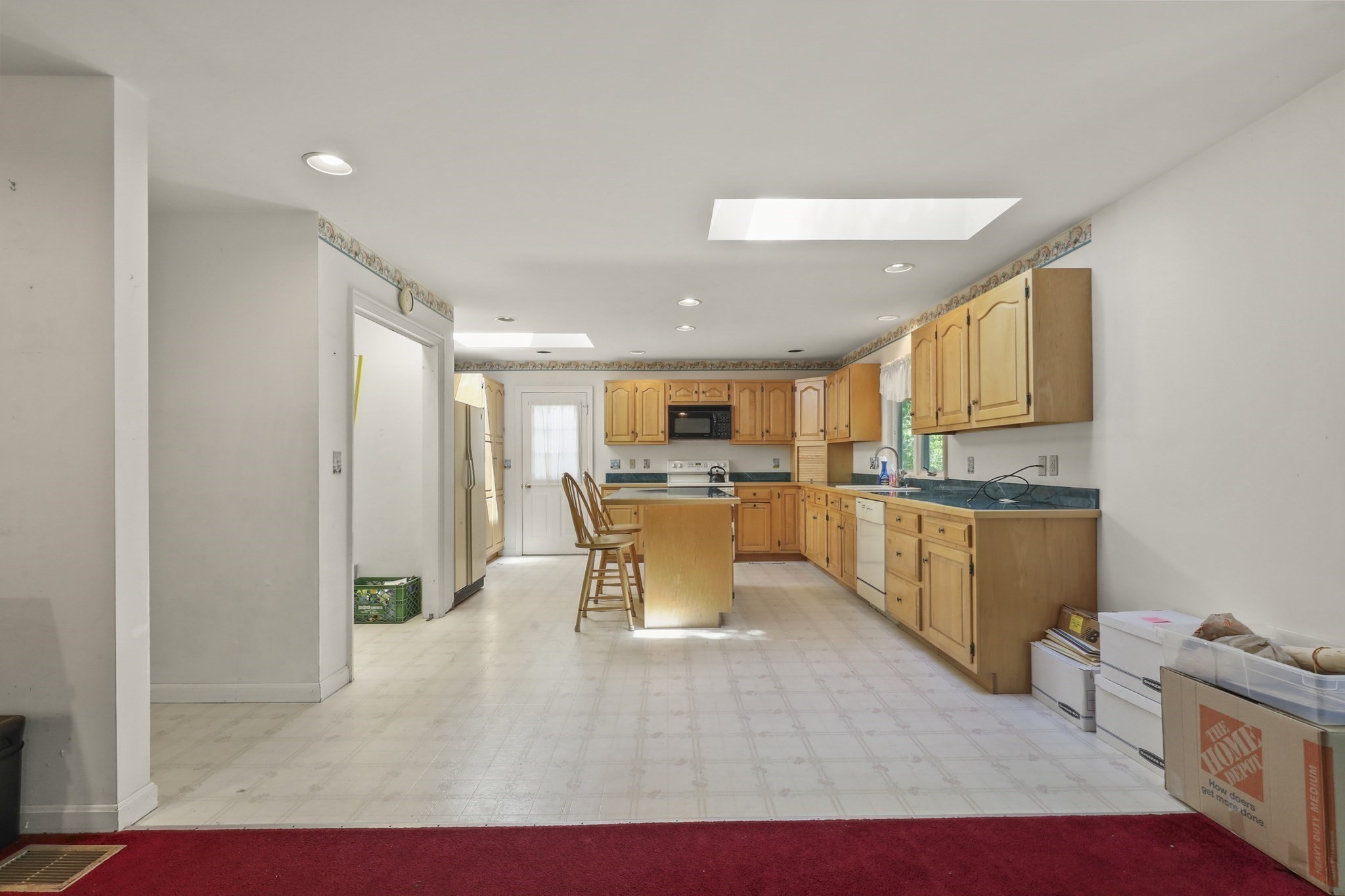 main property photo 6
