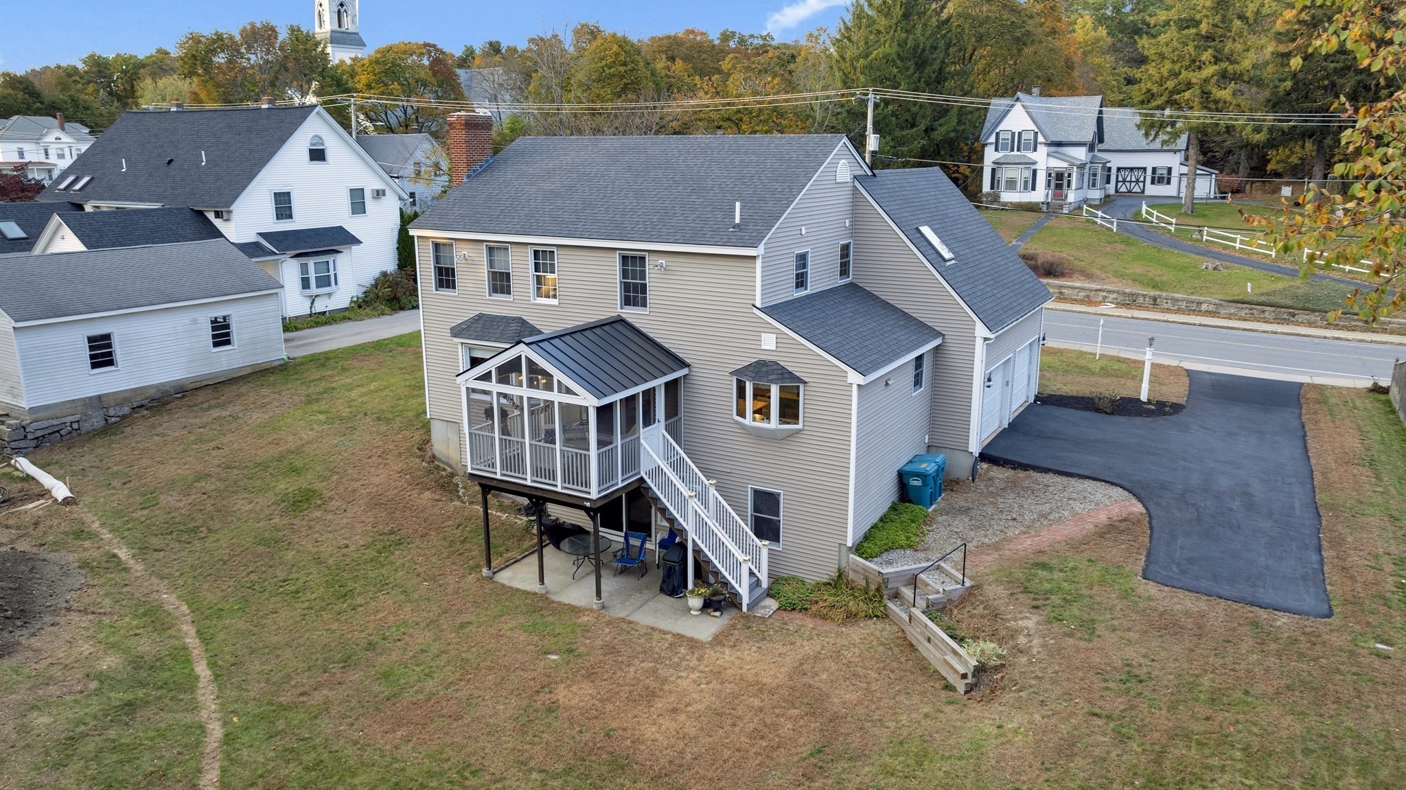 main property photo 2