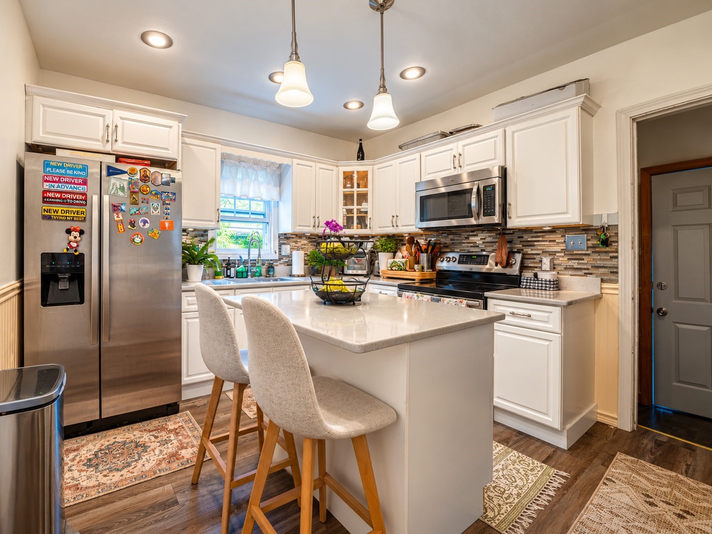 main property photo 6