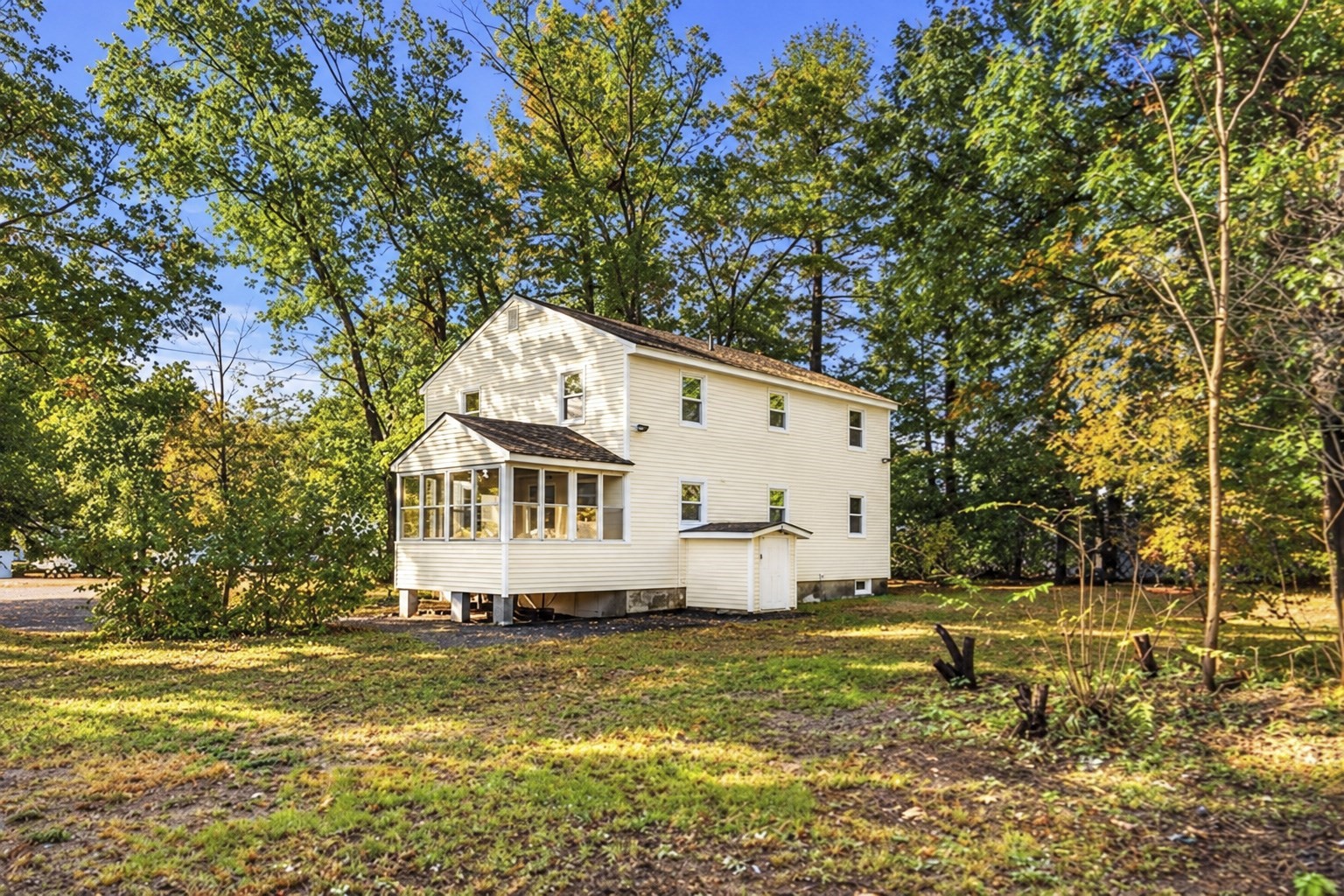 main property photo 33