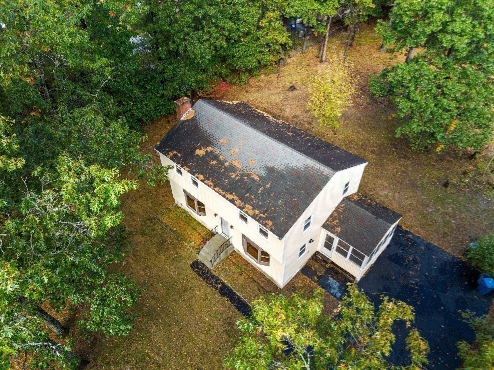 main property photo 35