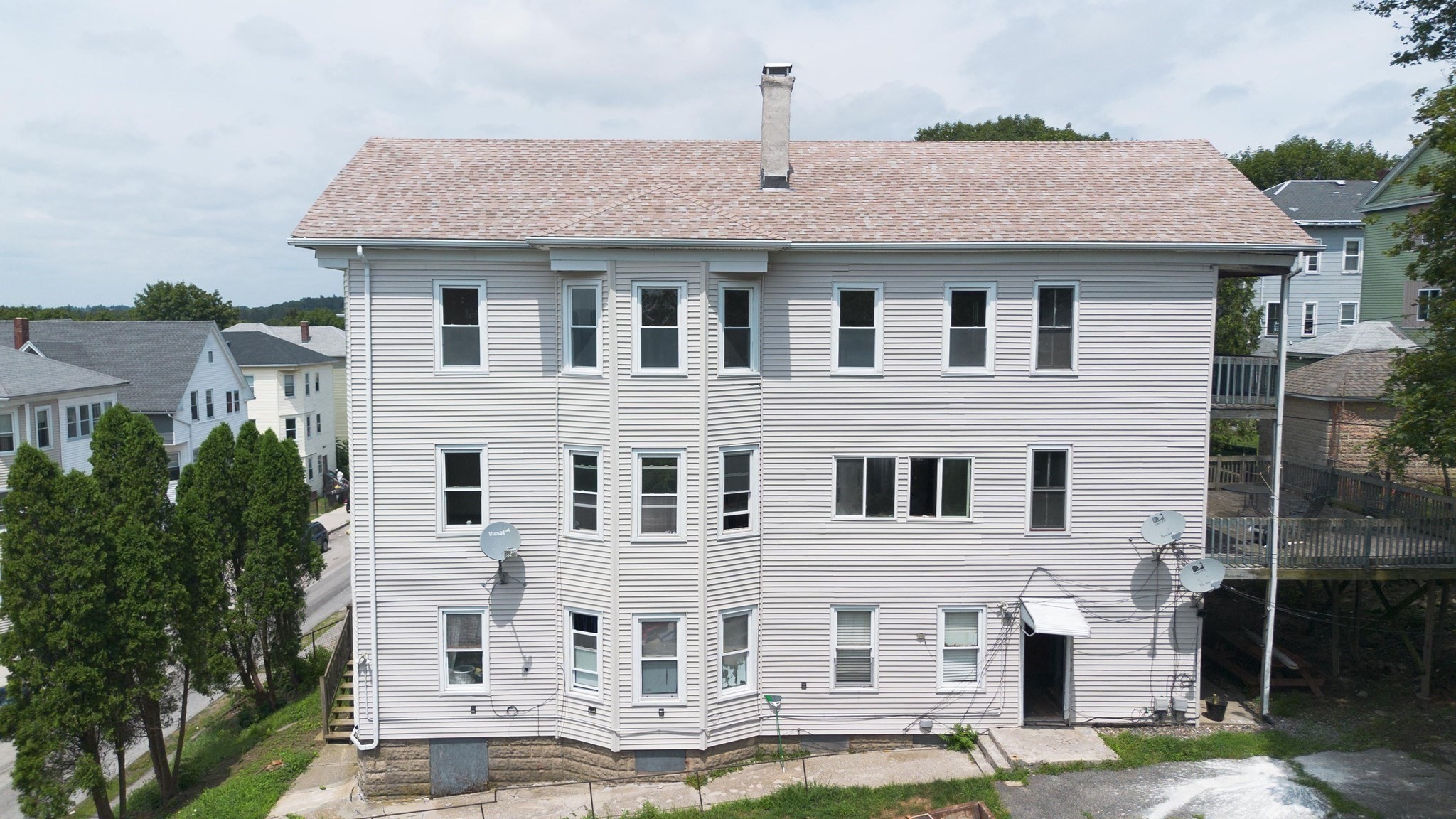 main property photo 12