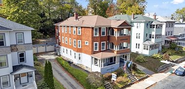 image of property with 9 Bed | 3 Bath | 4,482 Sqft