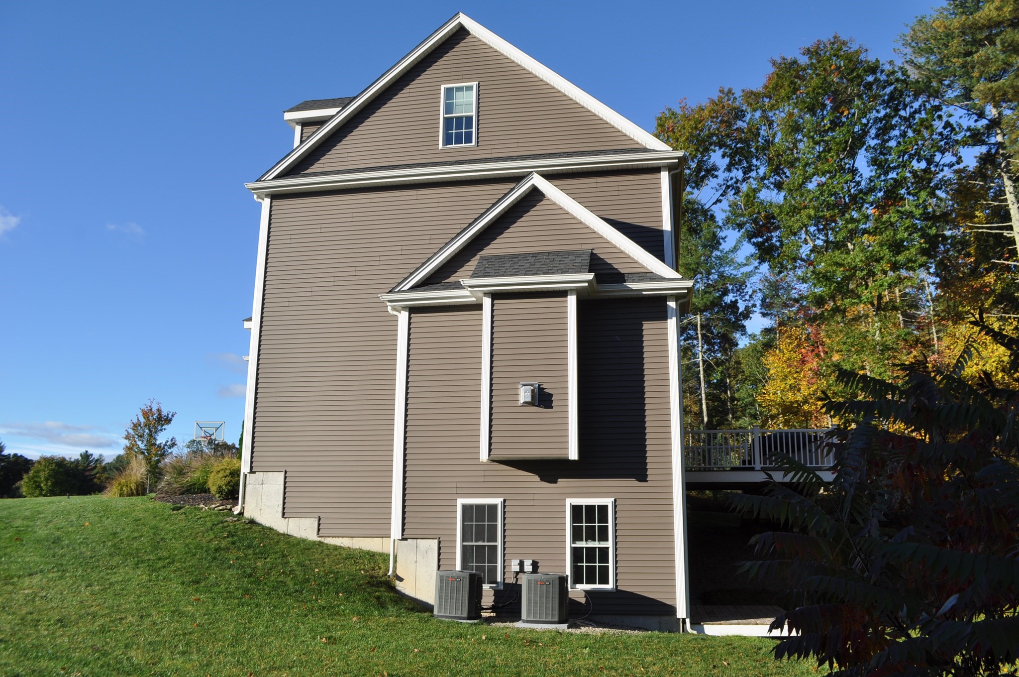 main property photo 5