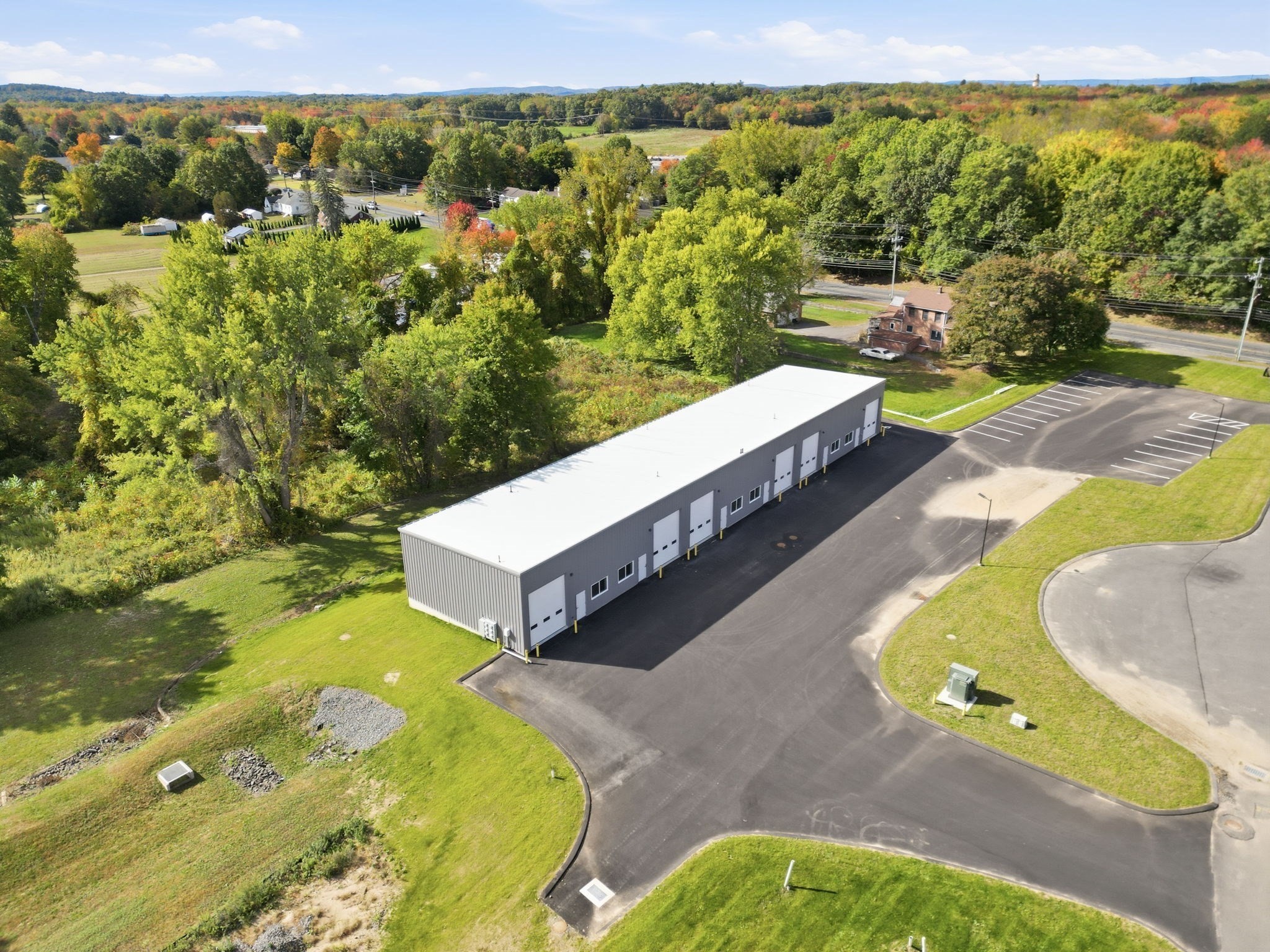 main property photo 30