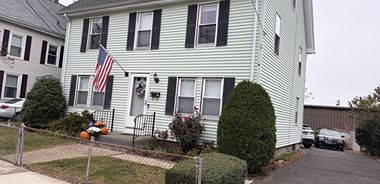 image of property with 6 Bed | 3 Bath | 2,332 Sqft