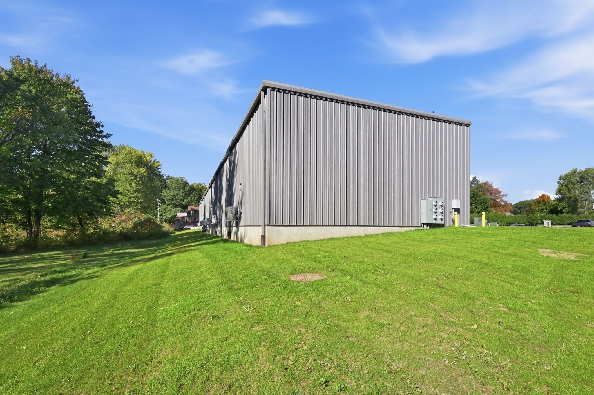 main property photo 36