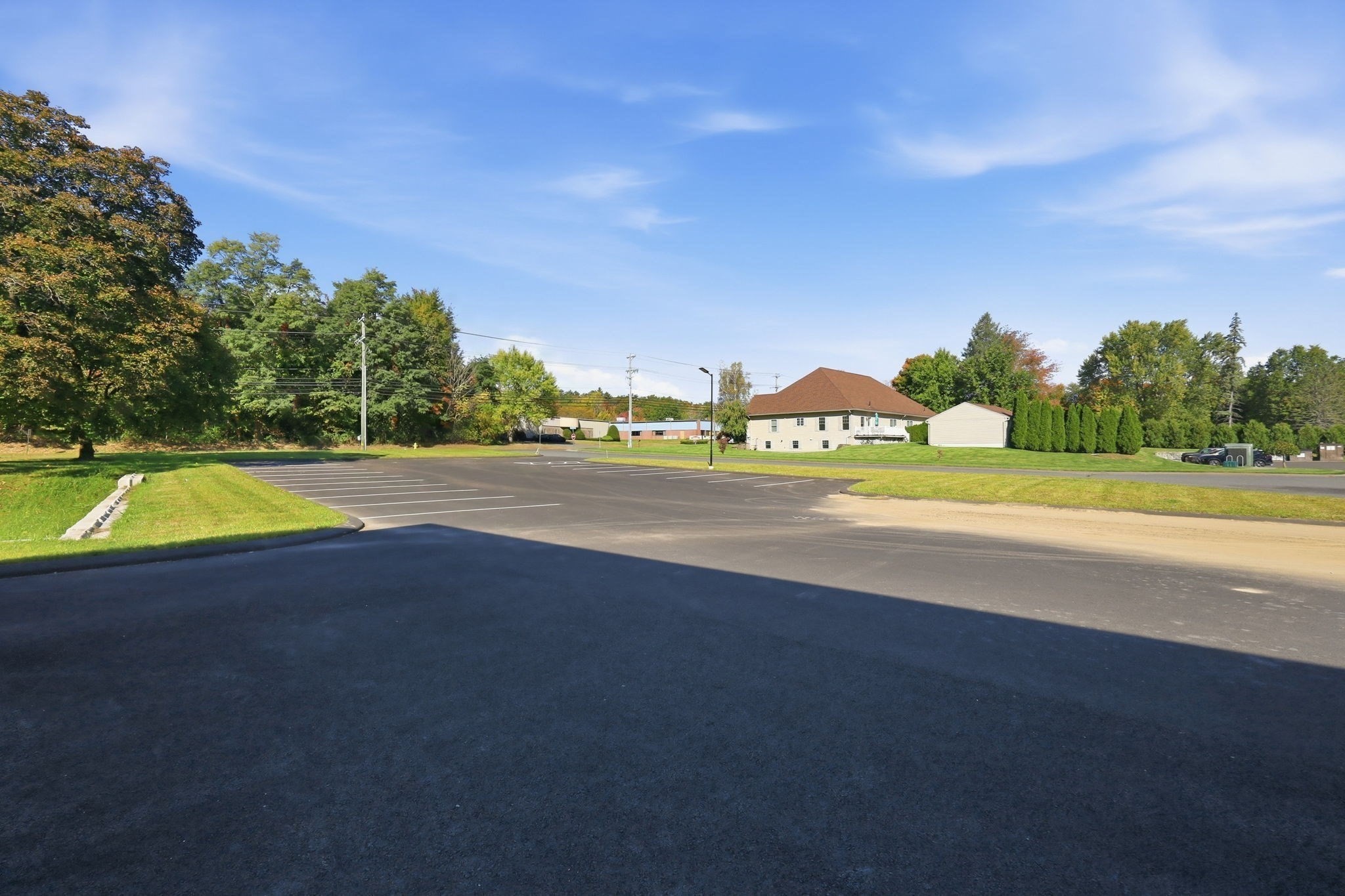 main property photo 38