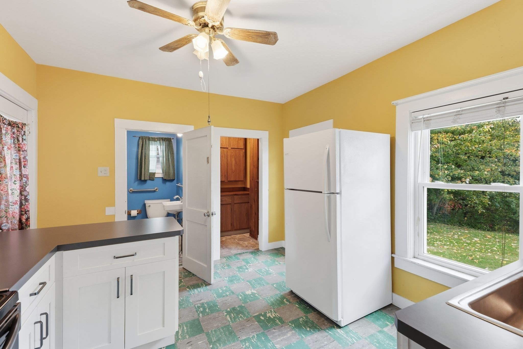 main property photo 6
