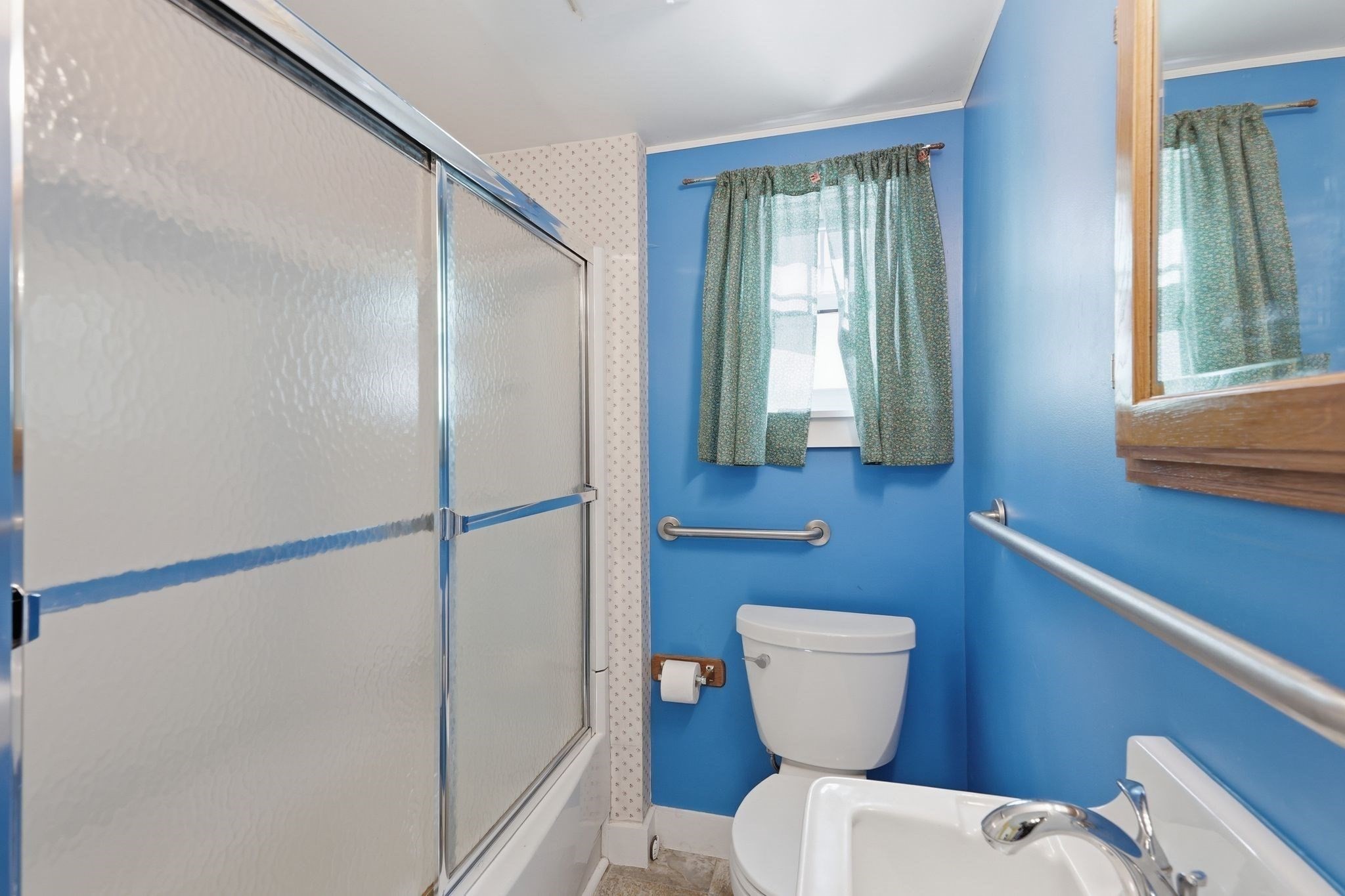 main property photo 8